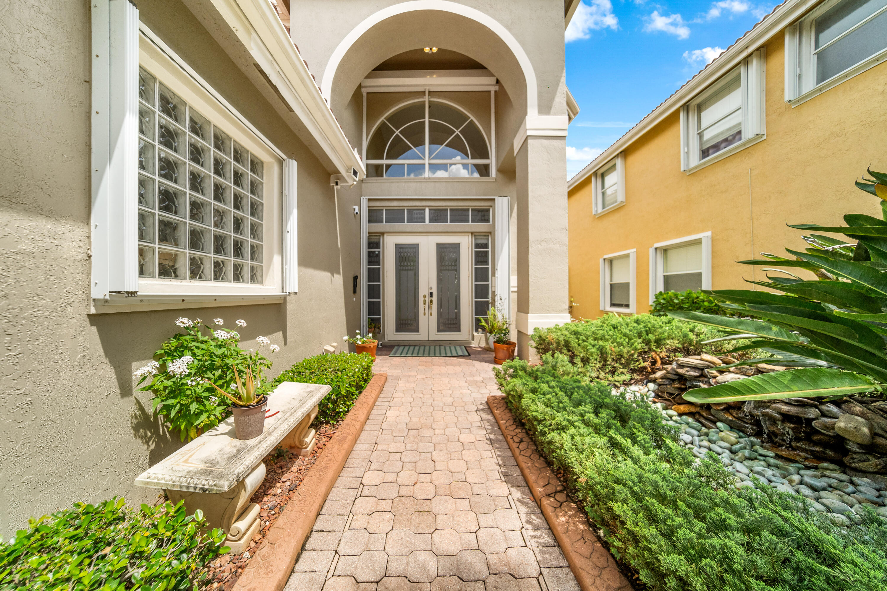 HERON BAY - L'HERMITAGE - Residential