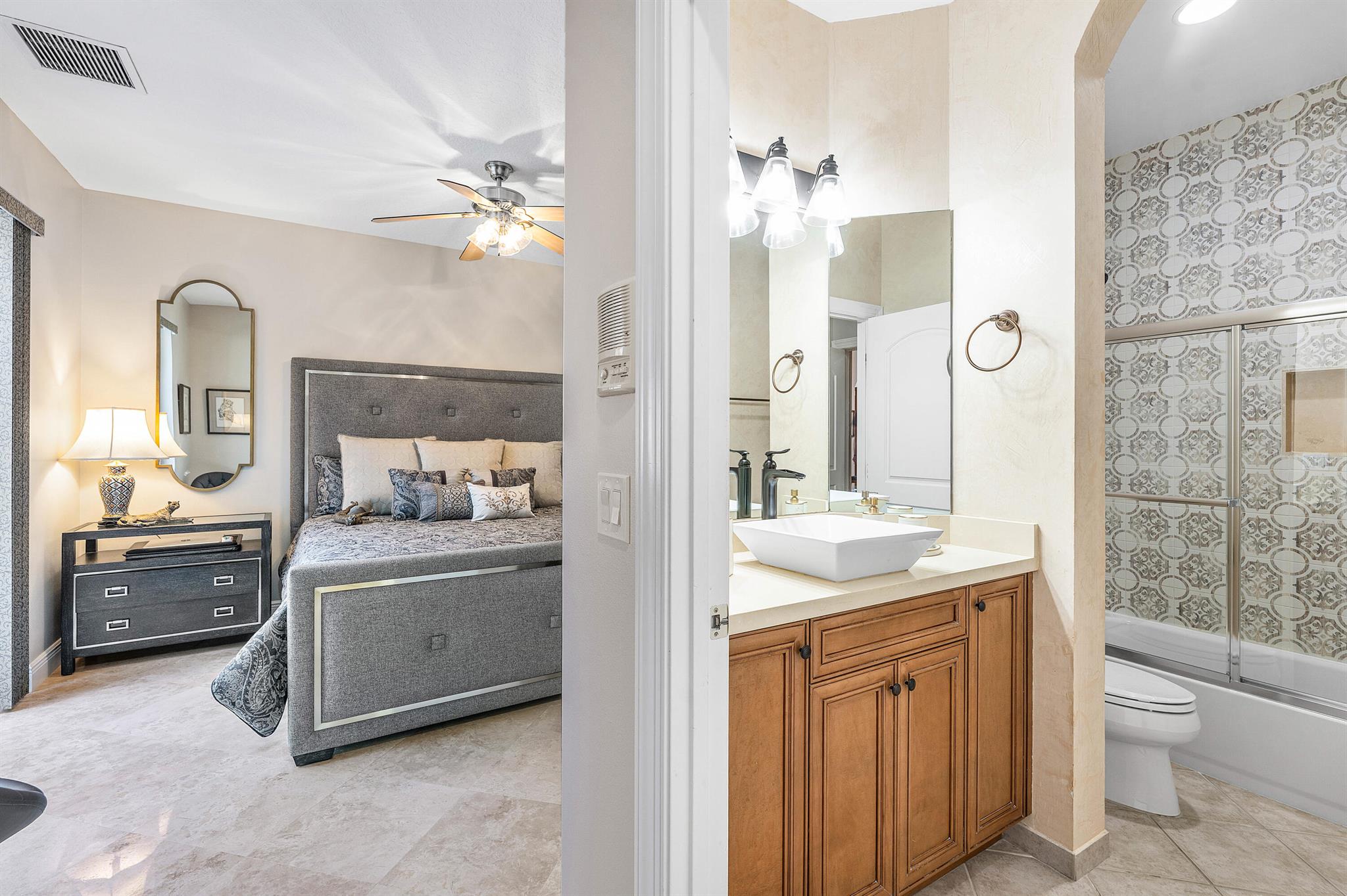 MIZNER COUNTRY CLUB - Residential