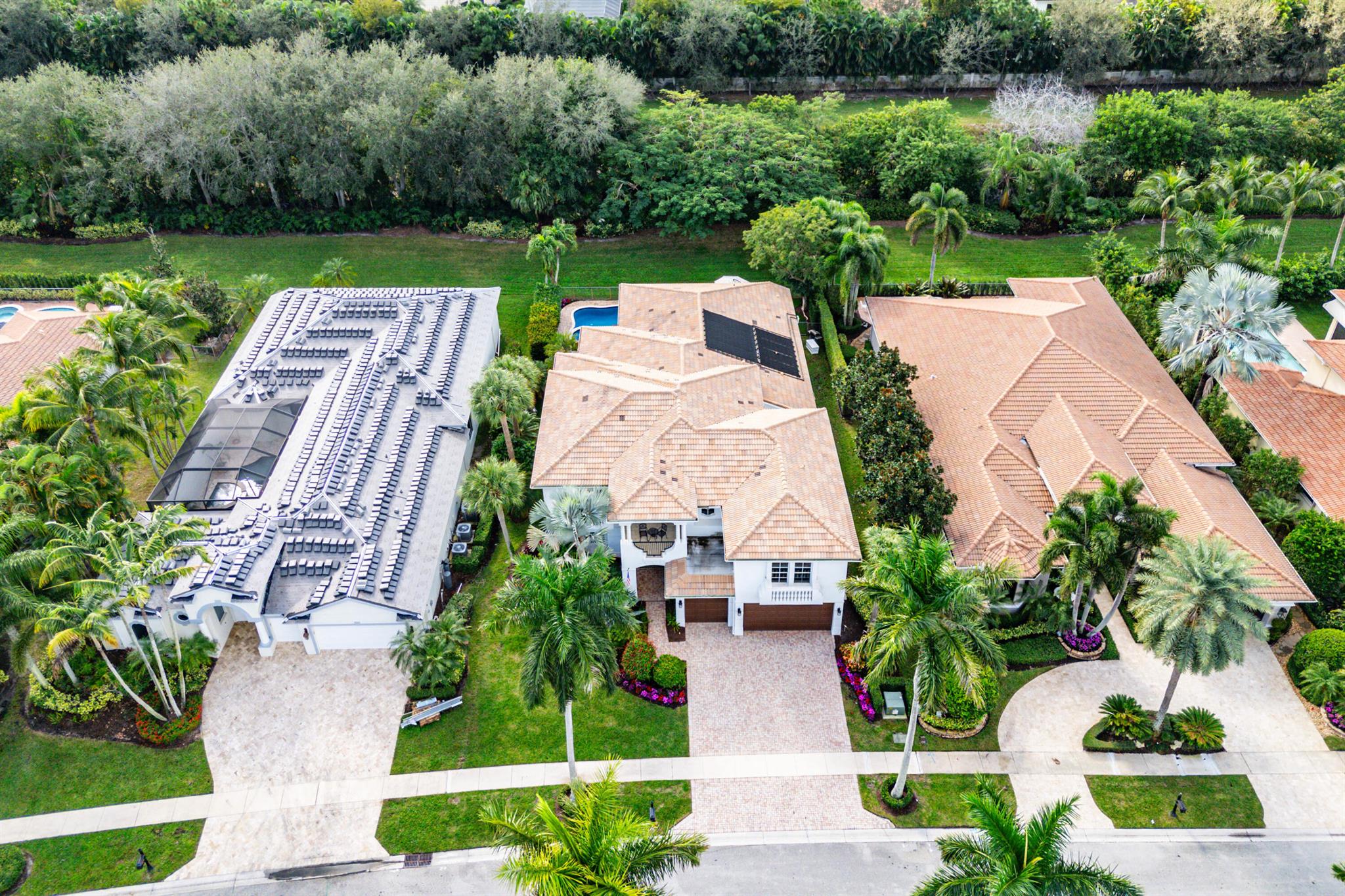 MIZNER COUNTRY CLUB - Residential