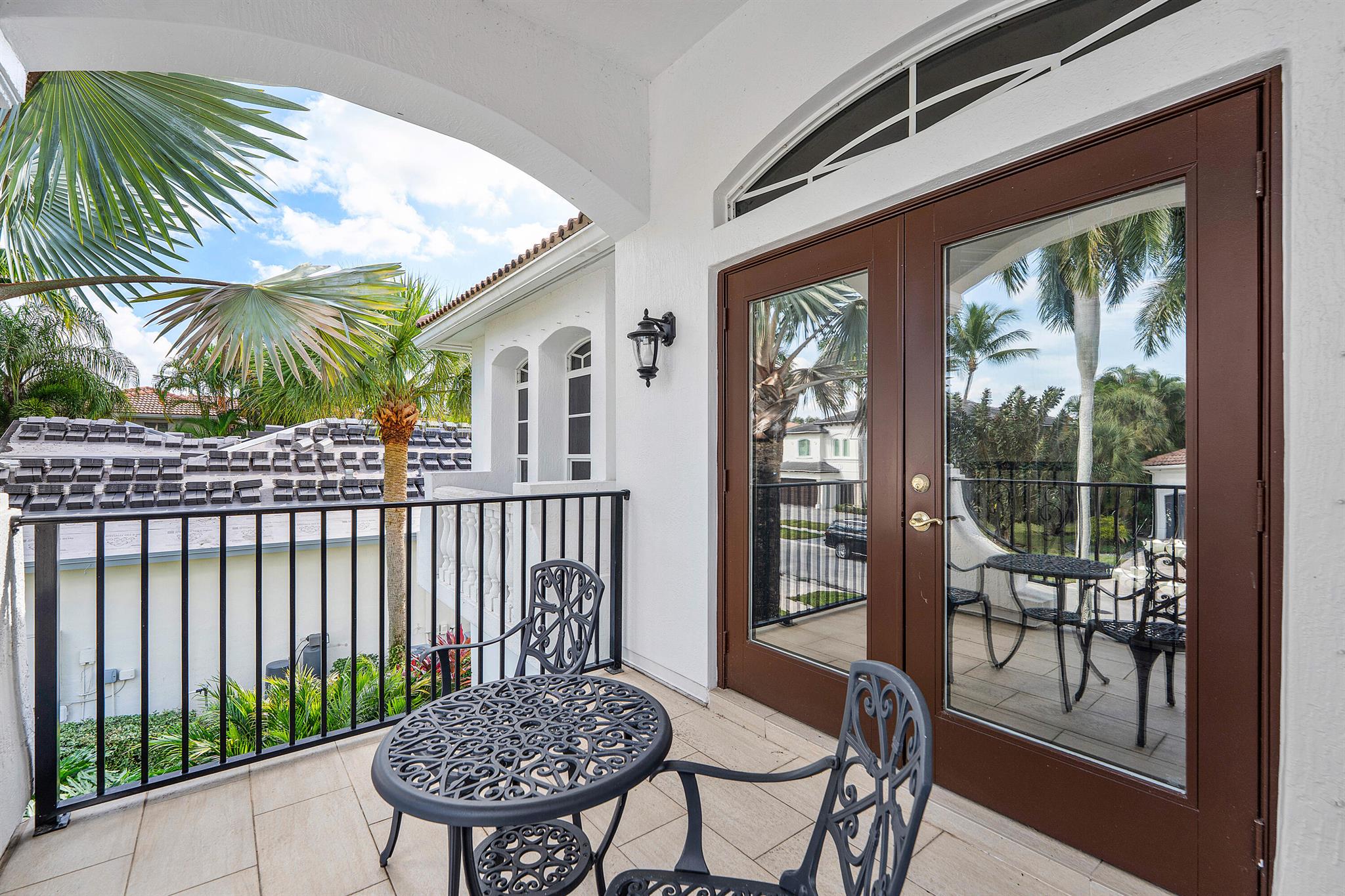 MIZNER COUNTRY CLUB - Residential