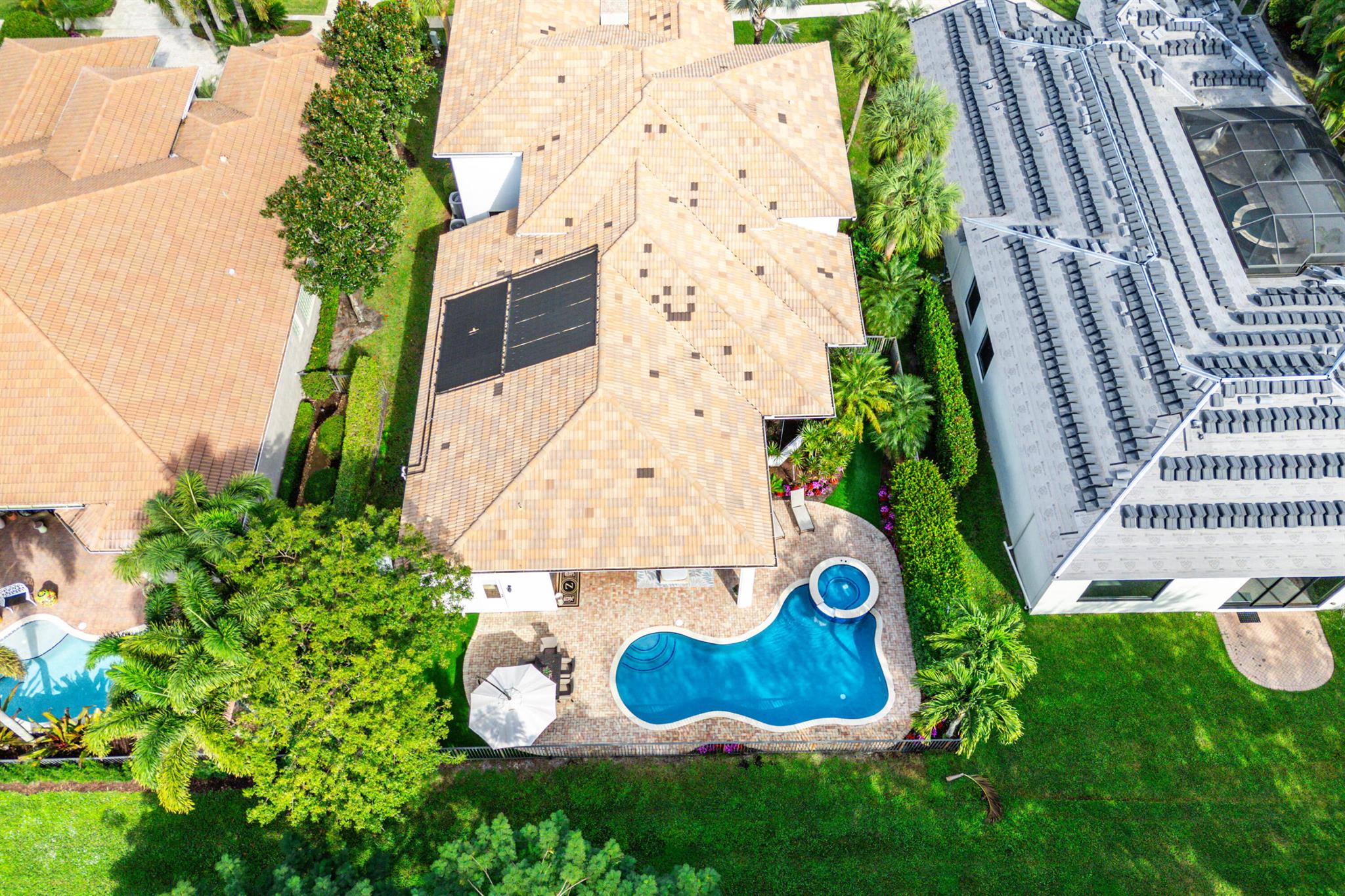 MIZNER COUNTRY CLUB - Residential