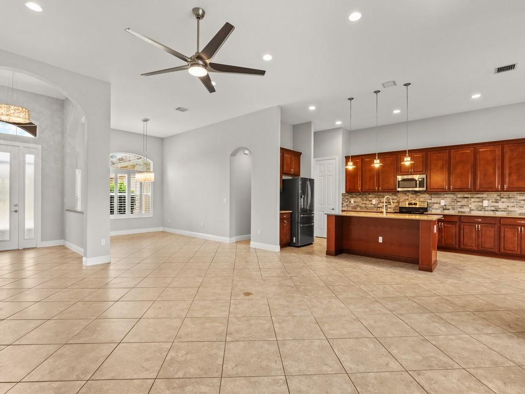 8255 Heather Ct