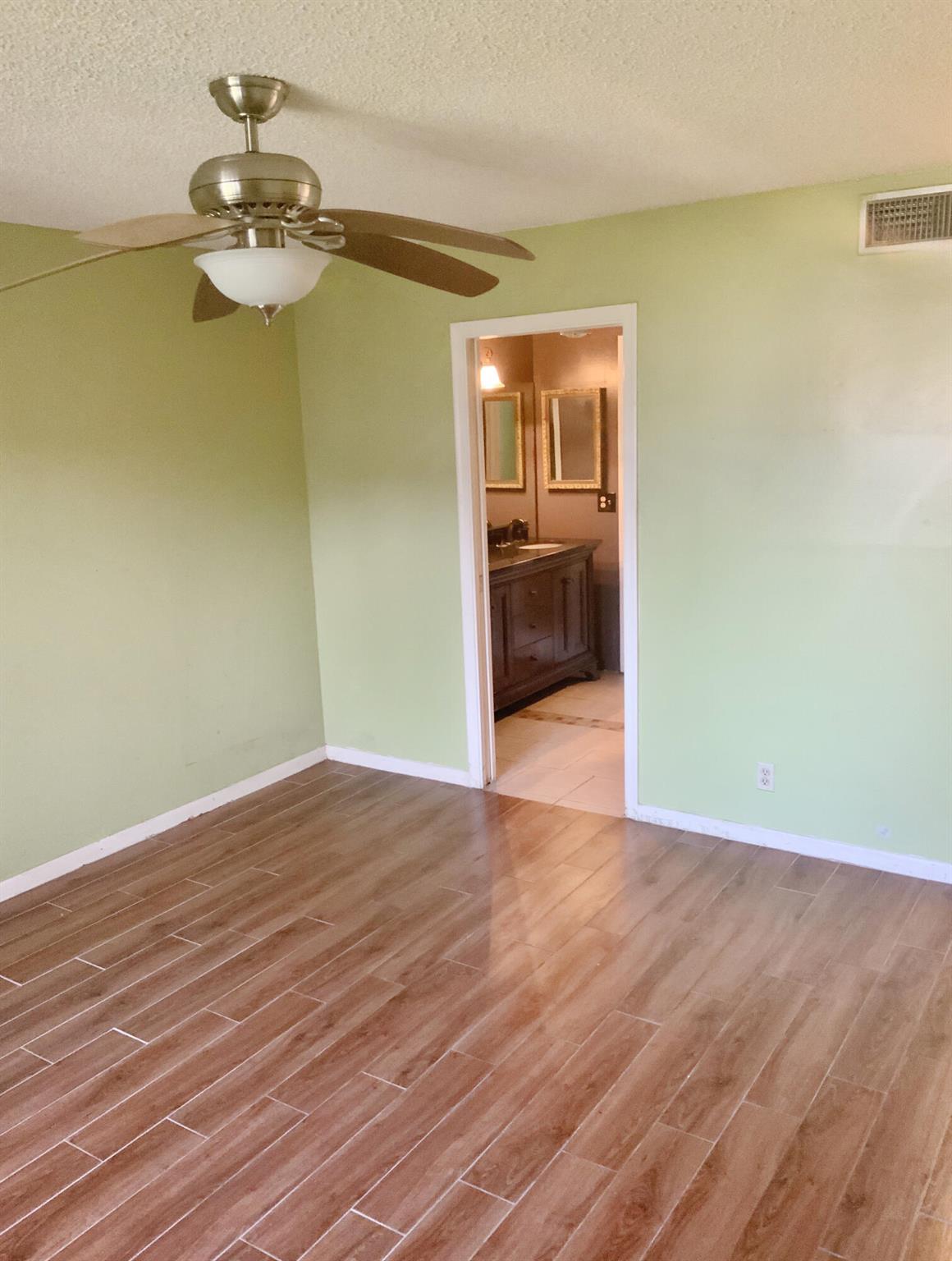 PINES OF DELRAY NORTH CON - Residential