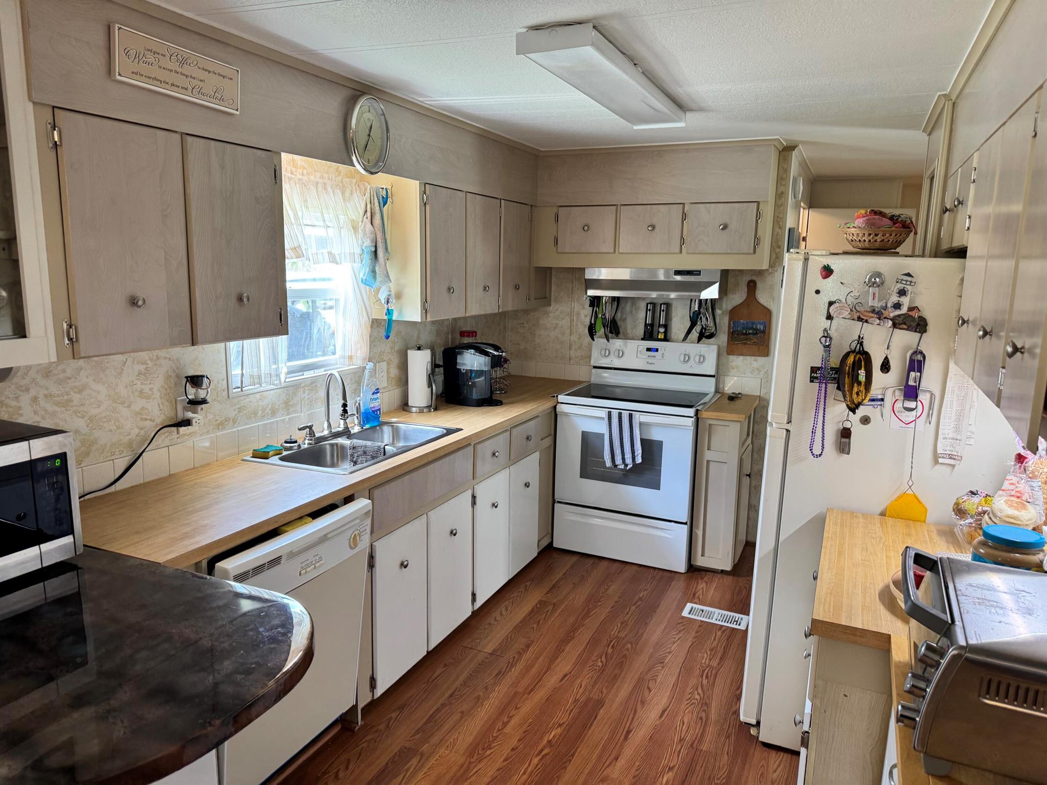 SPANISH LAKES GOLF VILLAG - Residential