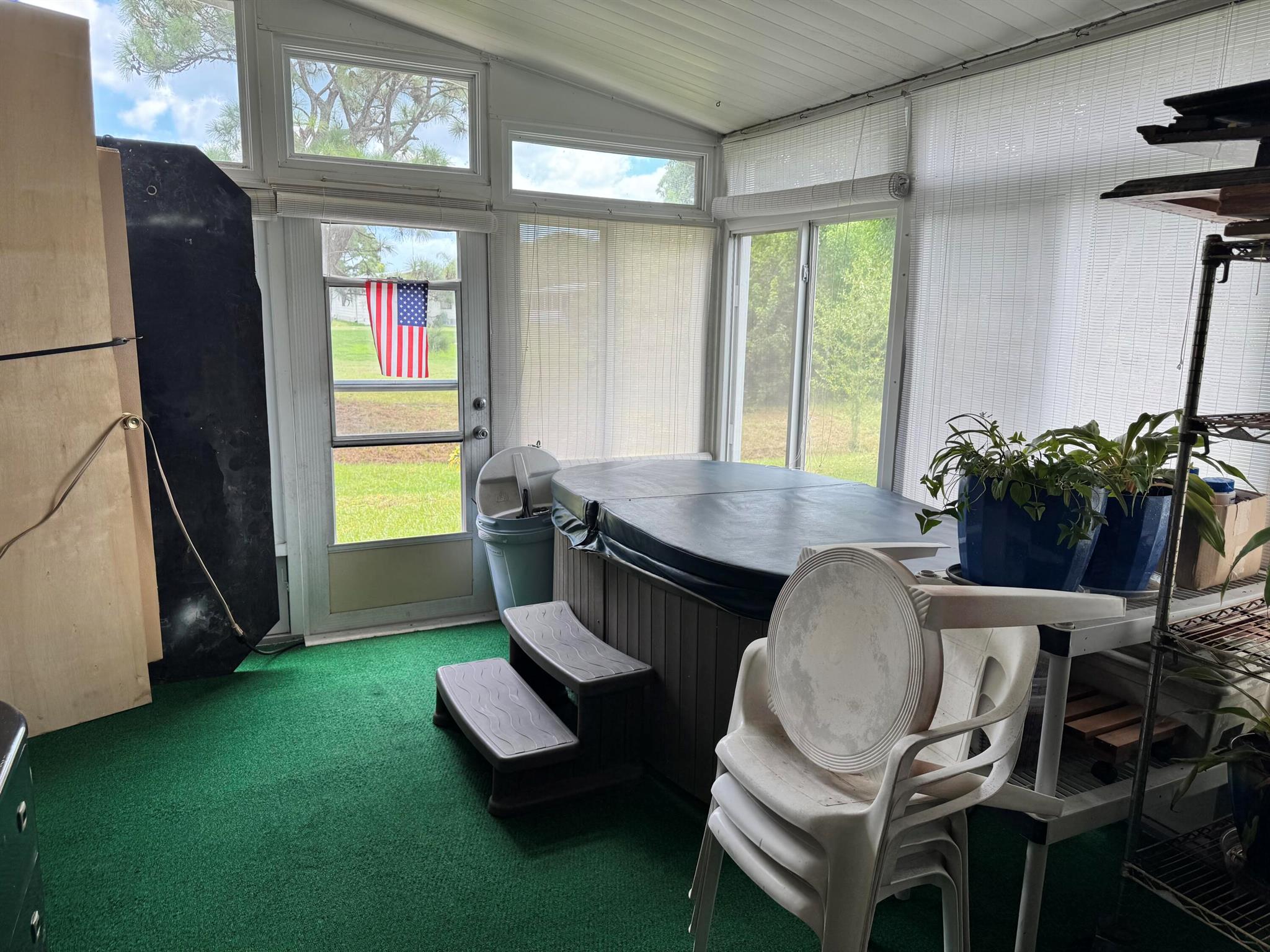 SPANISH LAKES GOLF VILLAG - Residential