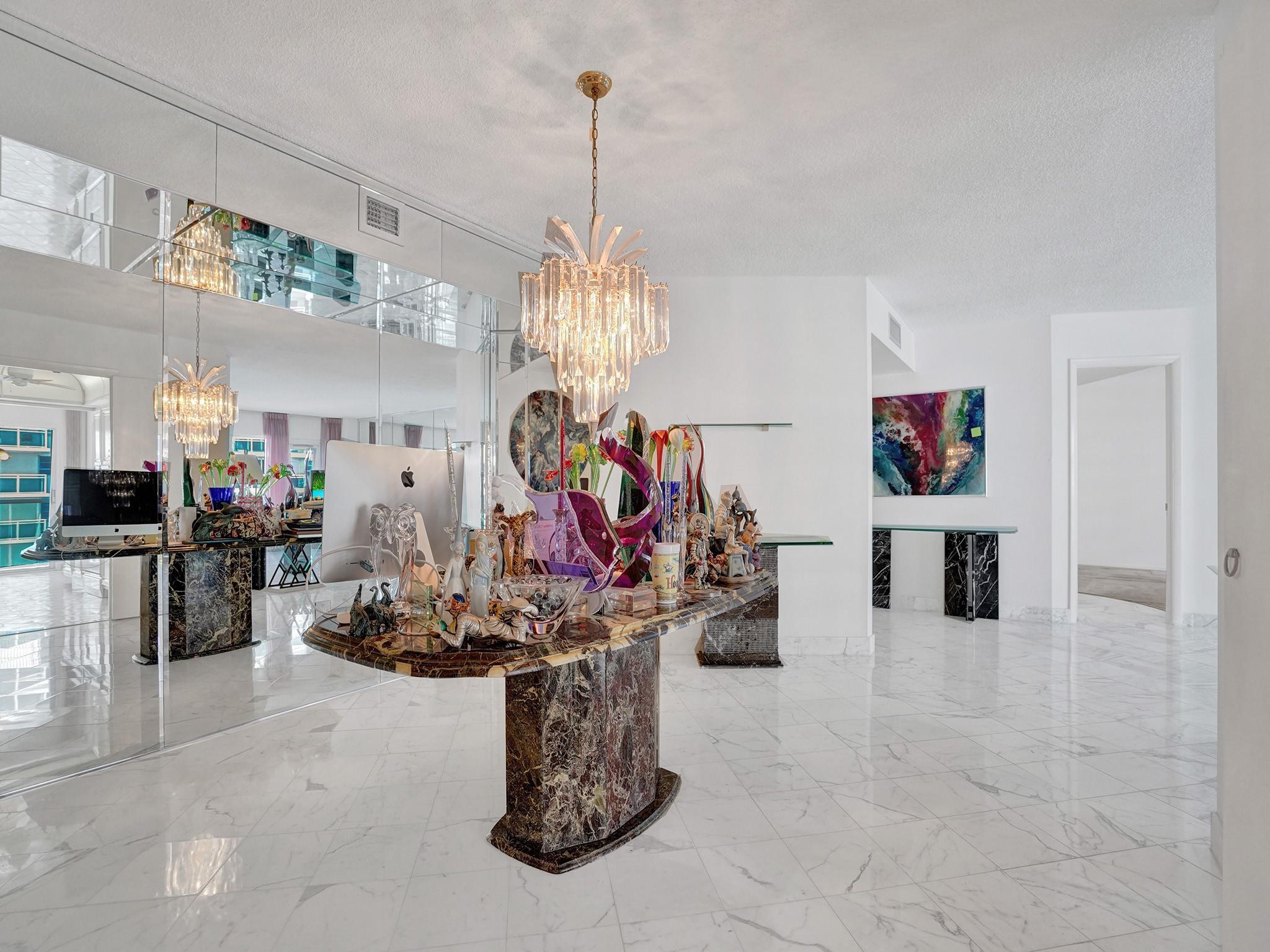 SOUTHPOINT CONDO - Residential