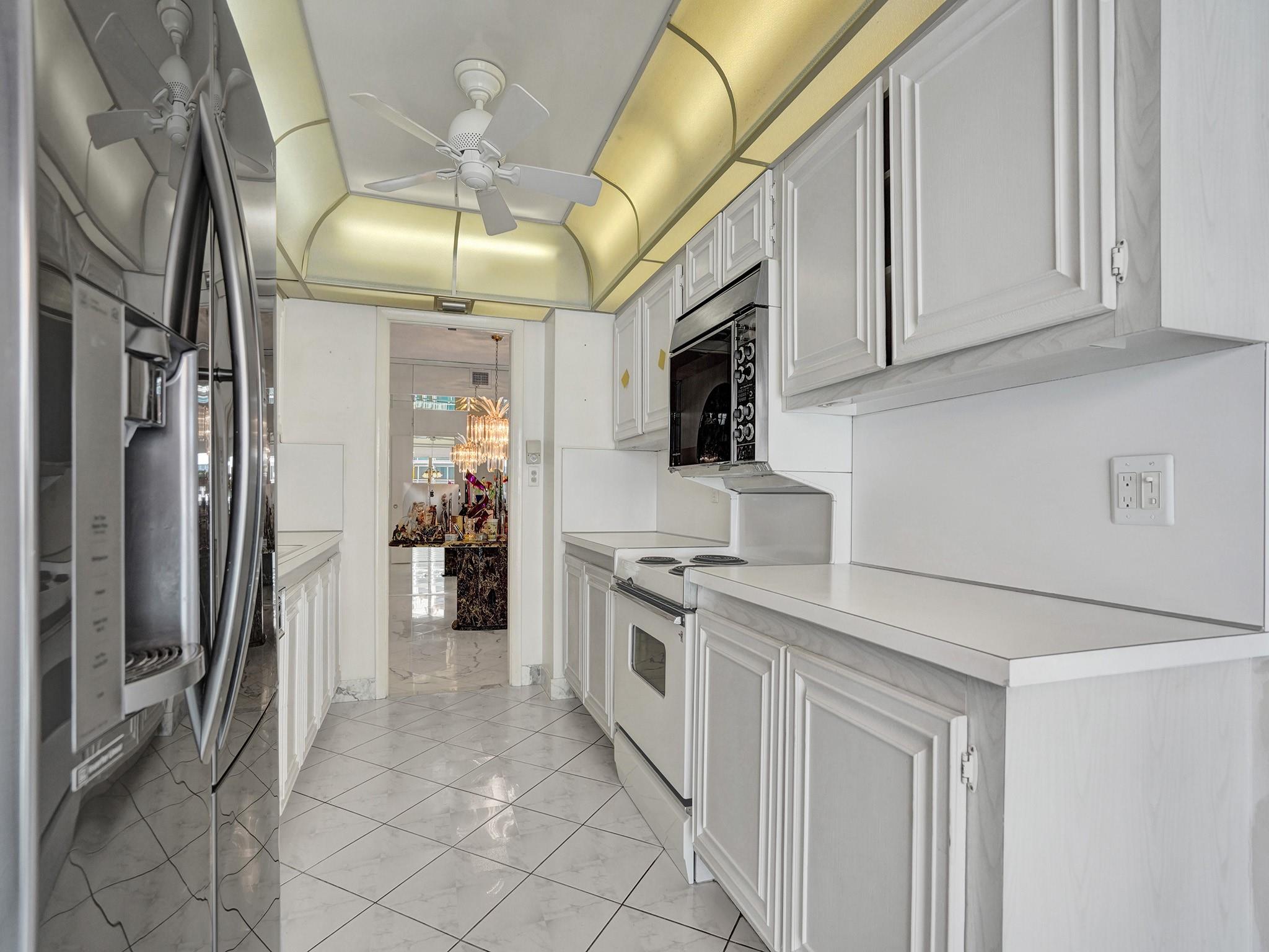SOUTHPOINT CONDO - Residential
