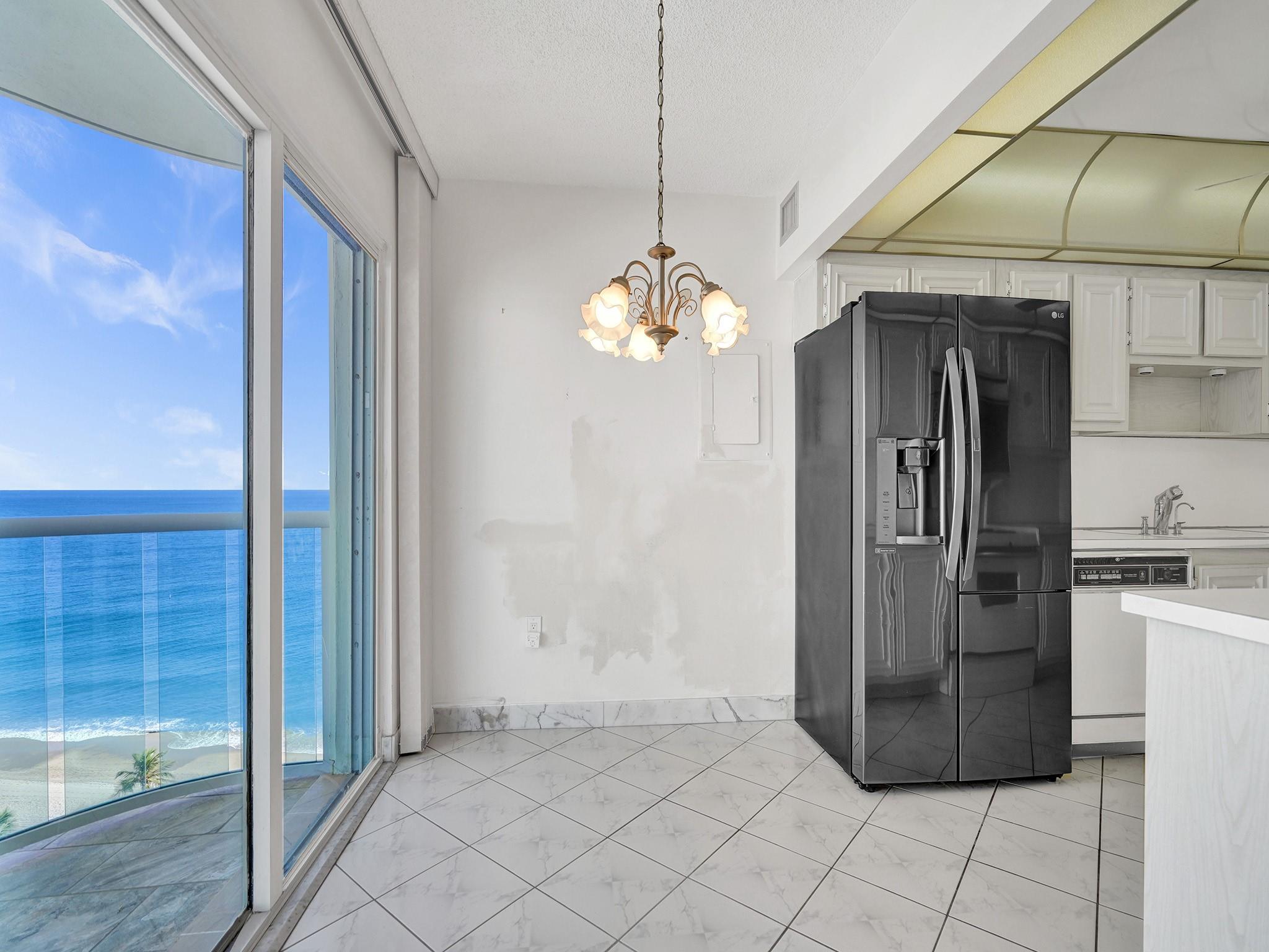 SOUTHPOINT CONDO - Residential