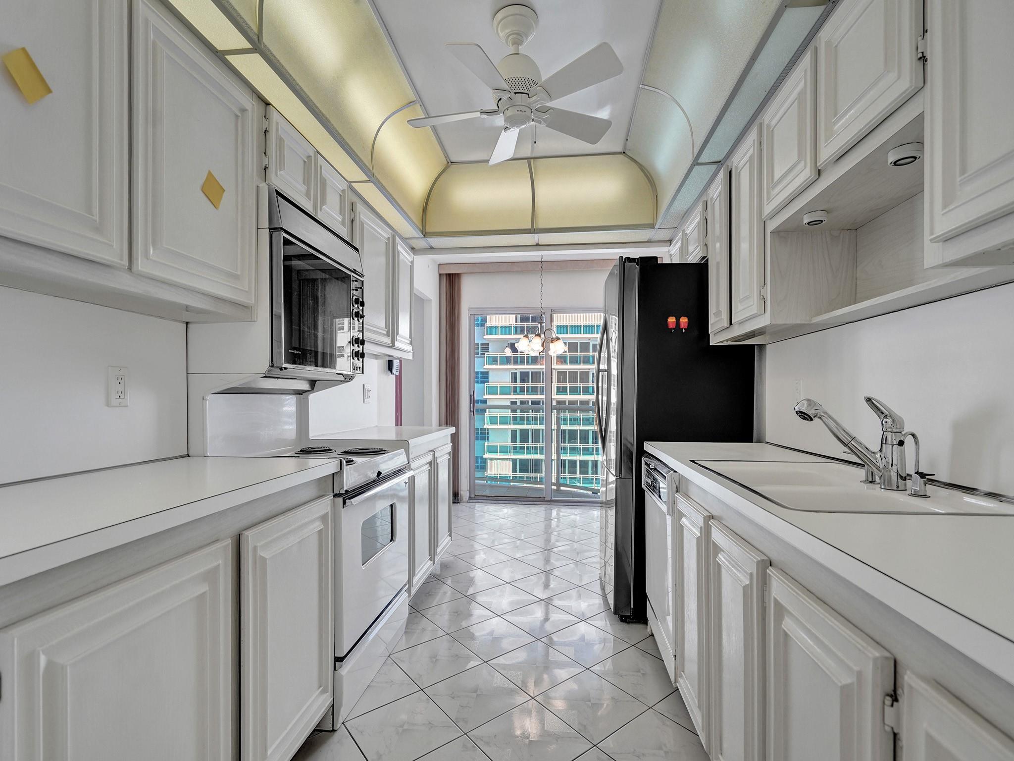SOUTHPOINT CONDO - Residential