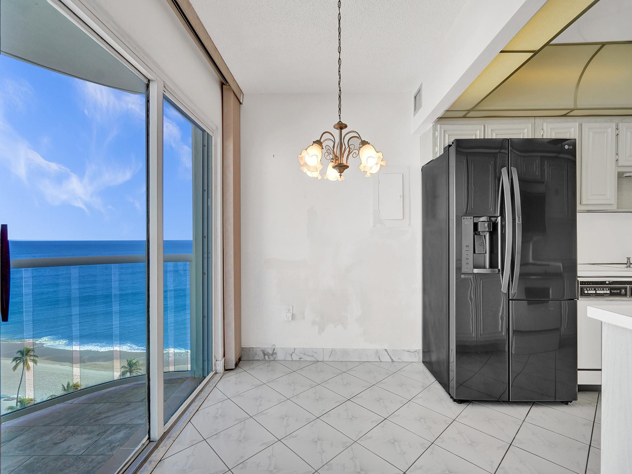 SOUTHPOINT CONDO - Residential