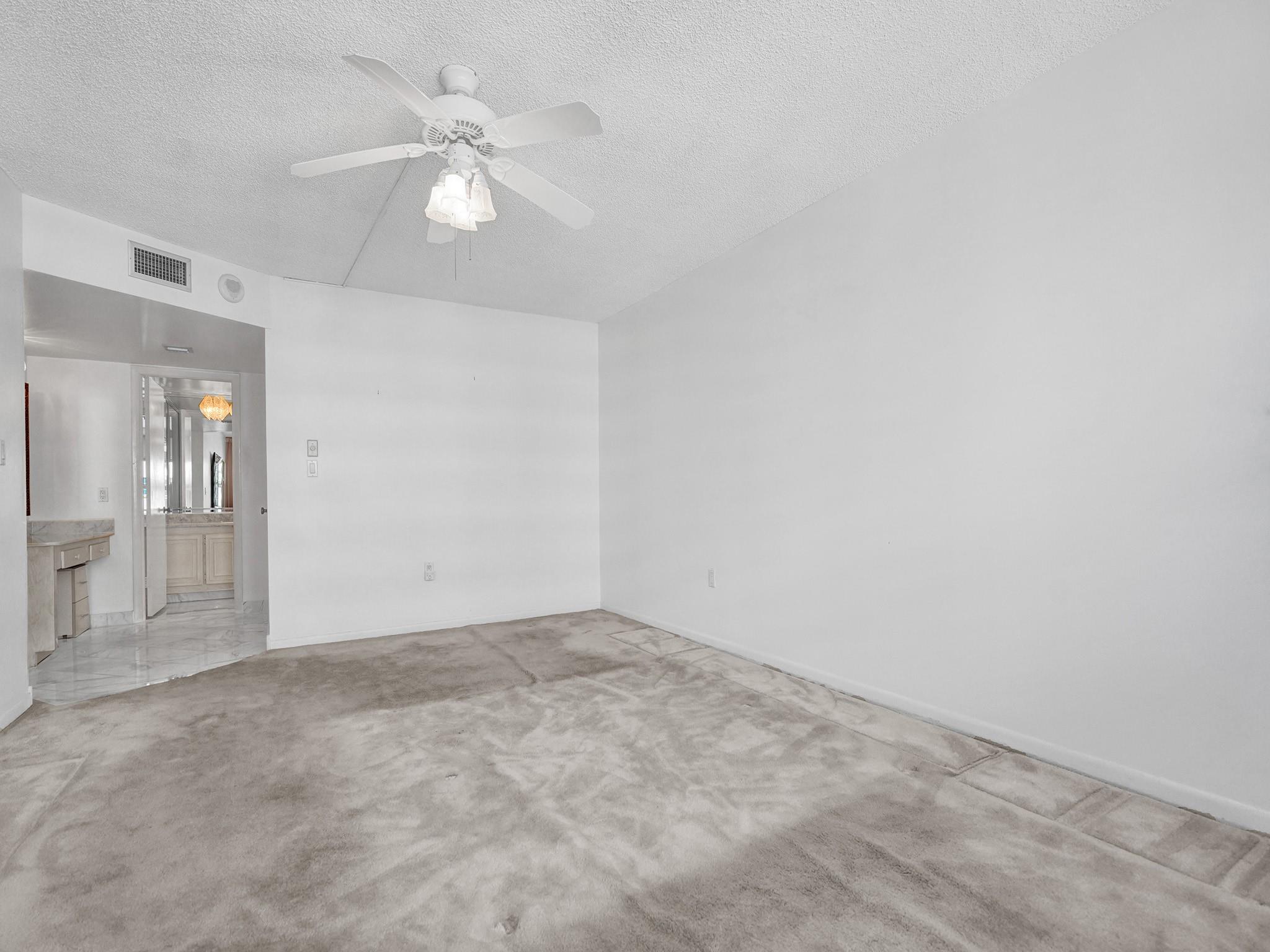SOUTHPOINT CONDO - Residential