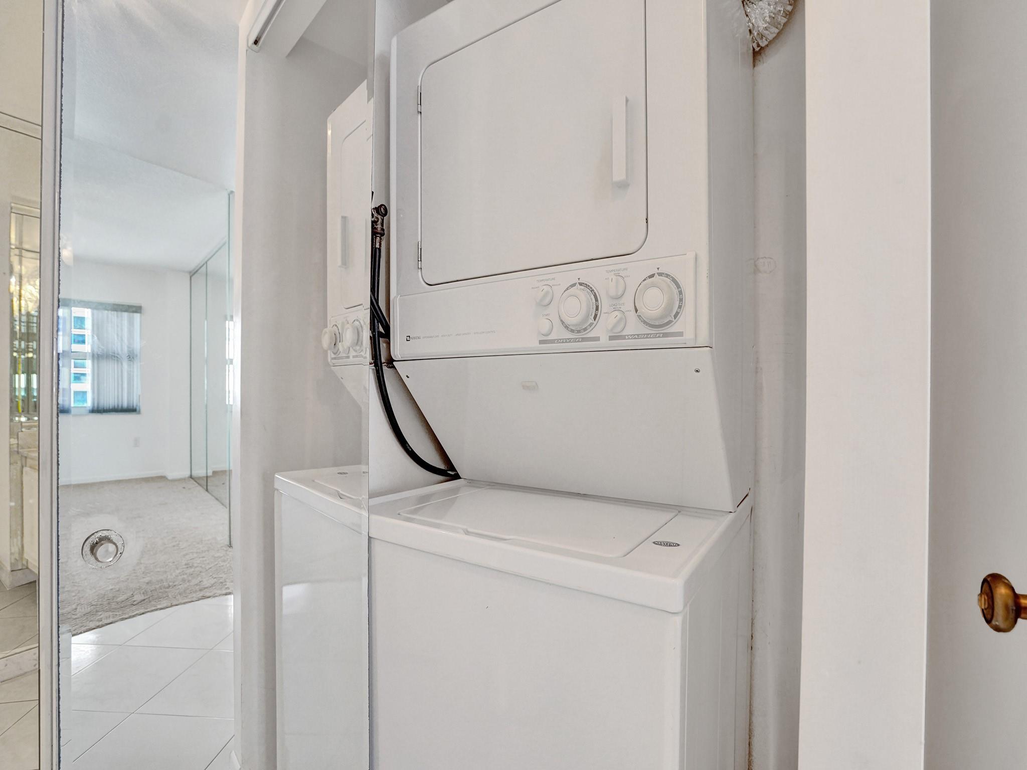 SOUTHPOINT CONDO - Residential