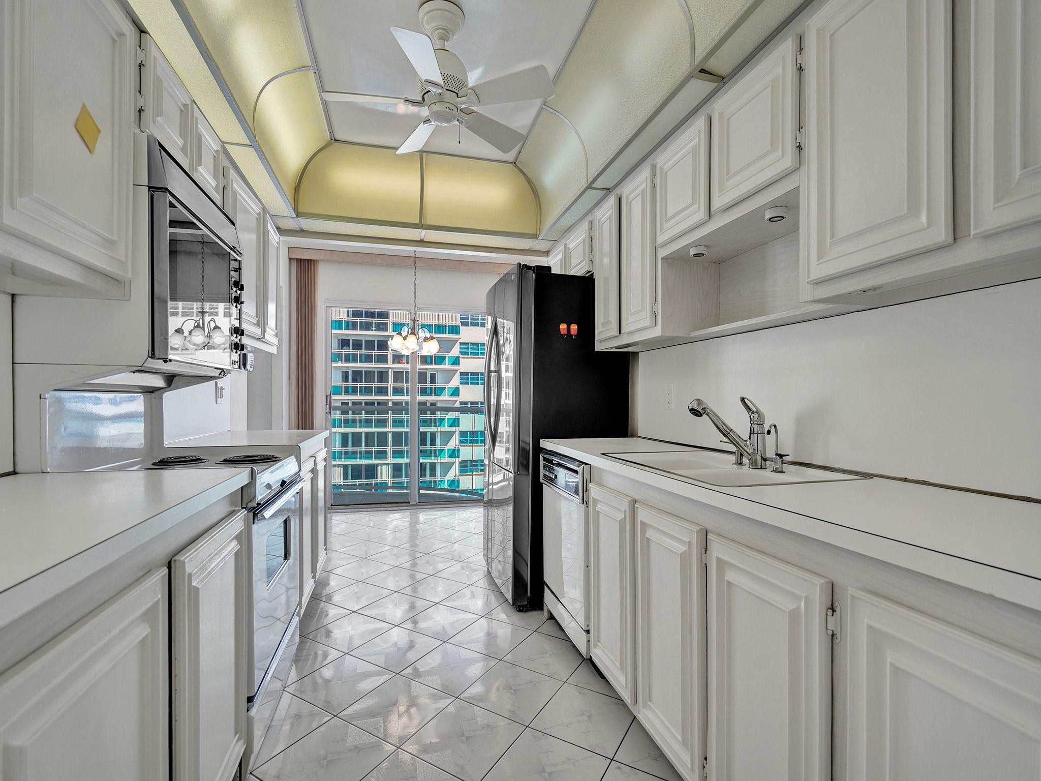 SOUTHPOINT CONDO - Residential