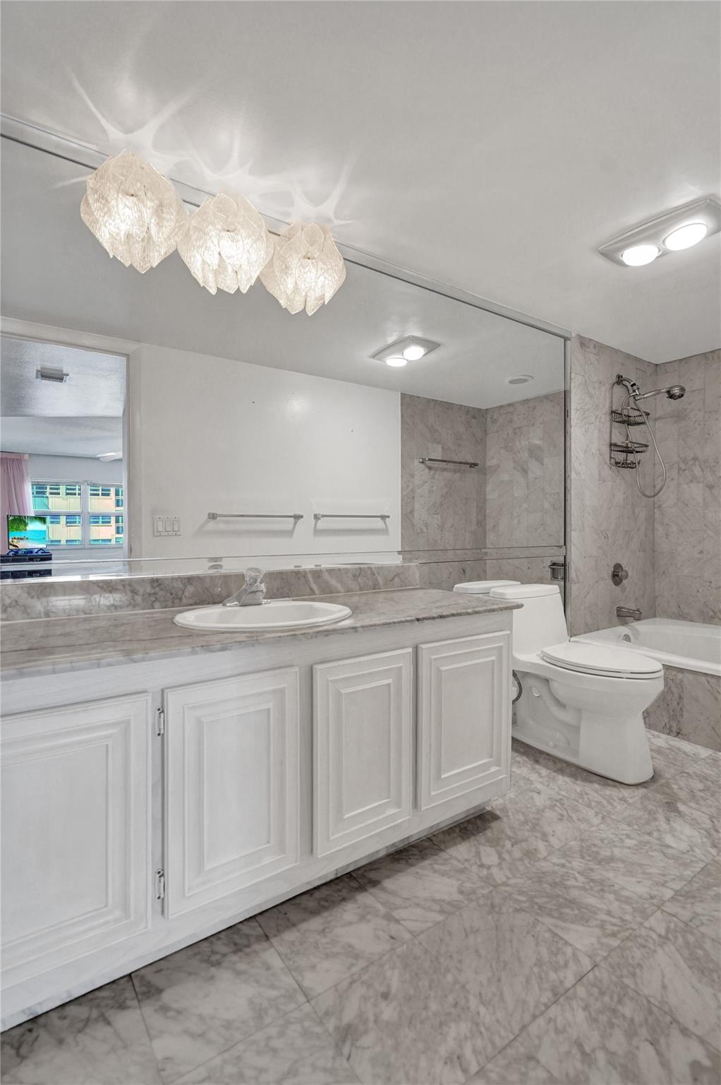 SOUTHPOINT CONDO - Residential