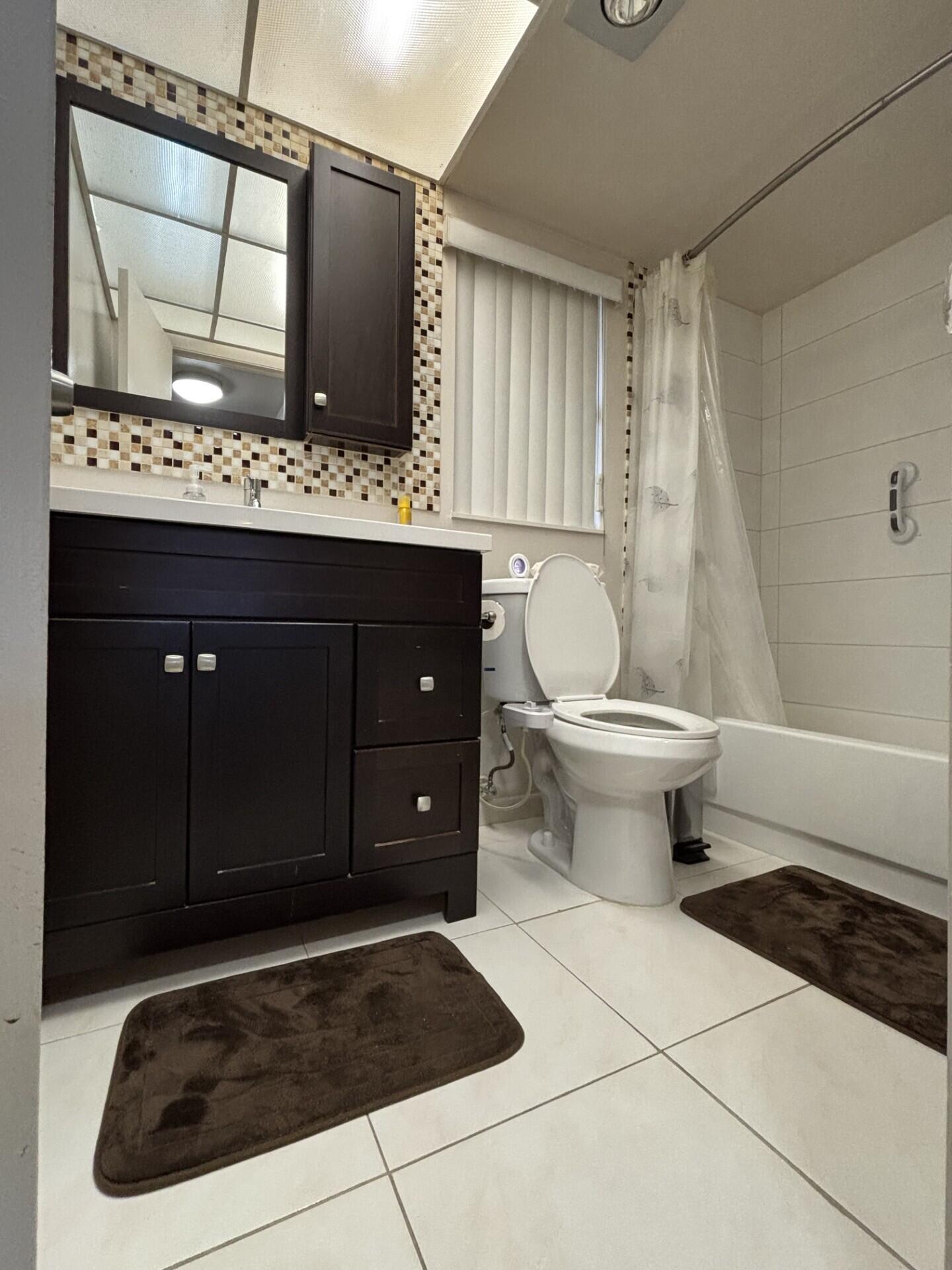 SUNRISE LAKES 77 CONDO - Residential