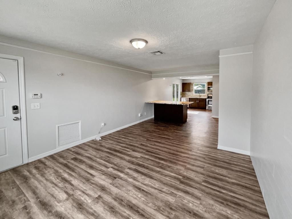 Photo of 118 NE Jettie Terrace, Port Saint Lucie, FL 34983 (MLS # R10941960)