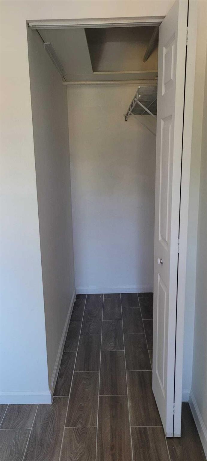 COVE AT BRIAR BAY CONDO - Residential Lease