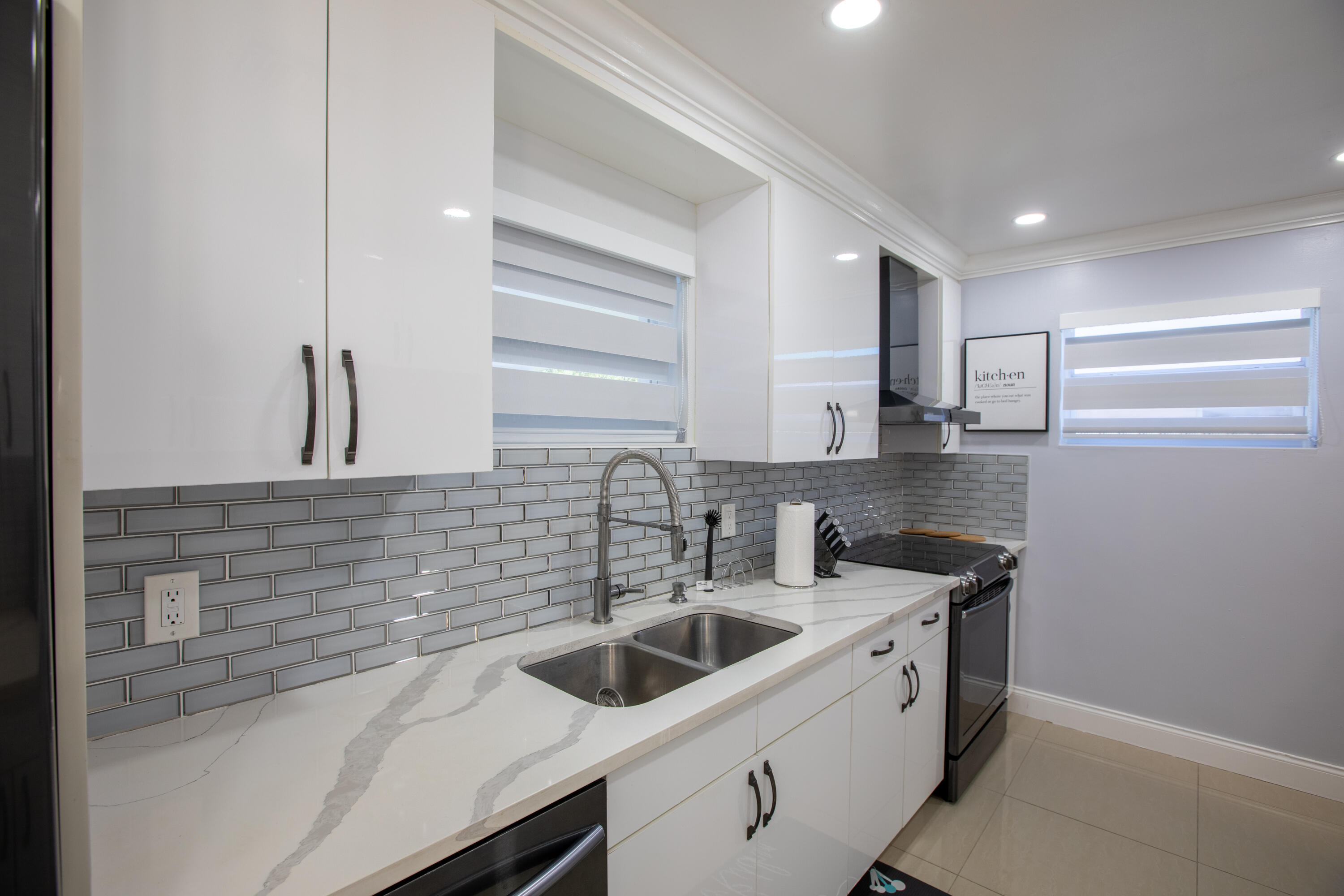 MEADOW PARK 3 - Residential Lease