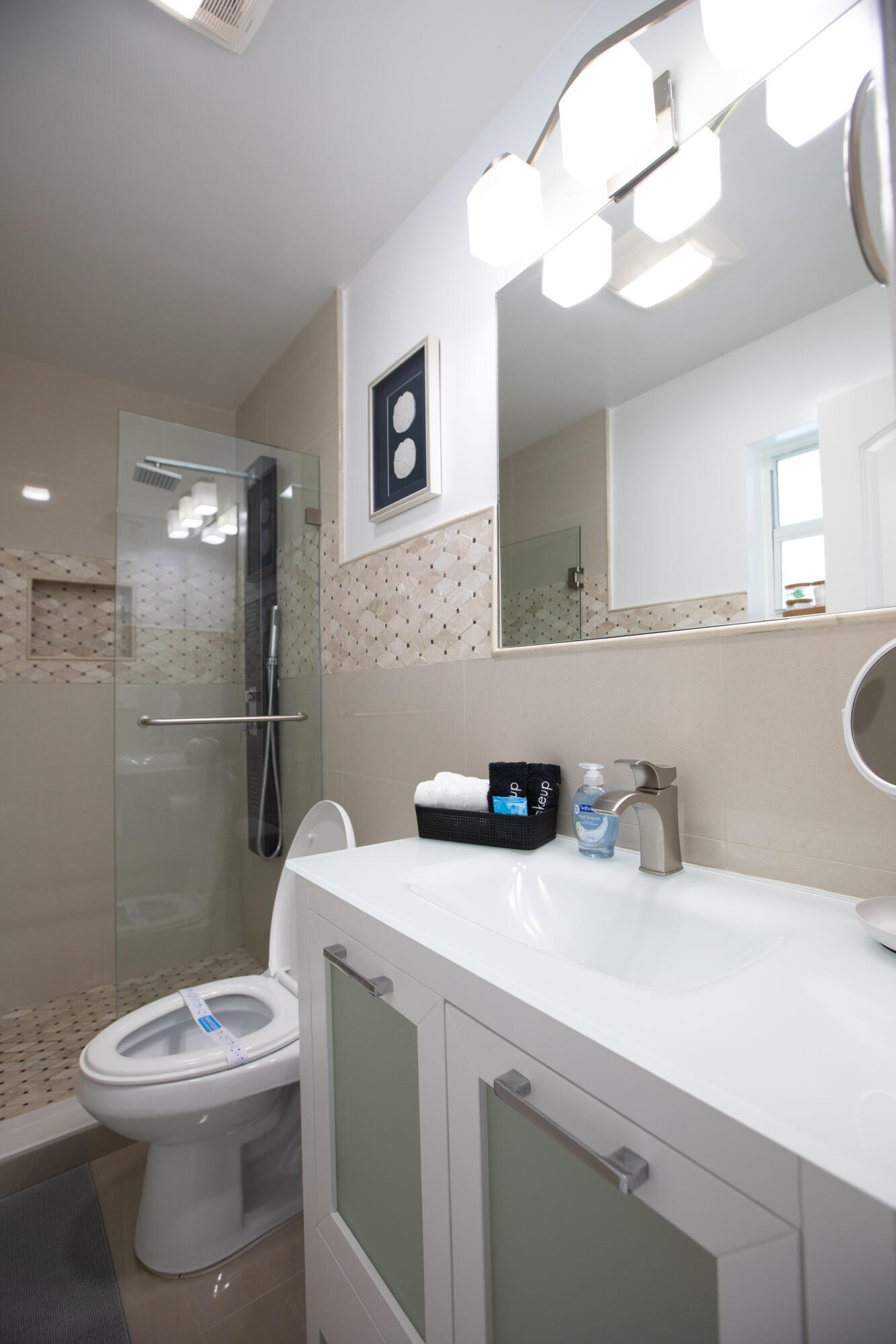 MEADOW PARK 3 - Residential Lease