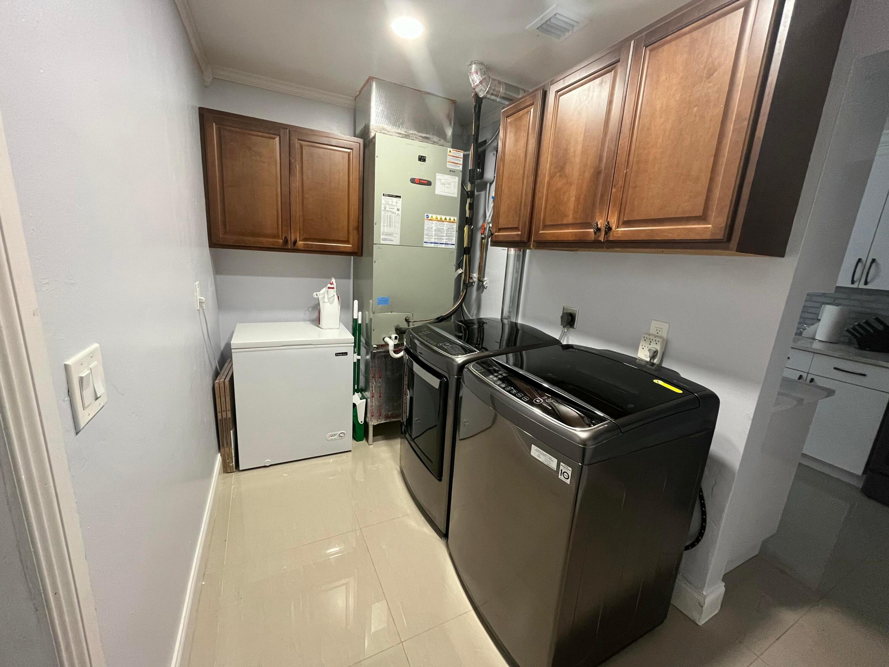 MEADOW PARK 3 - Residential Lease