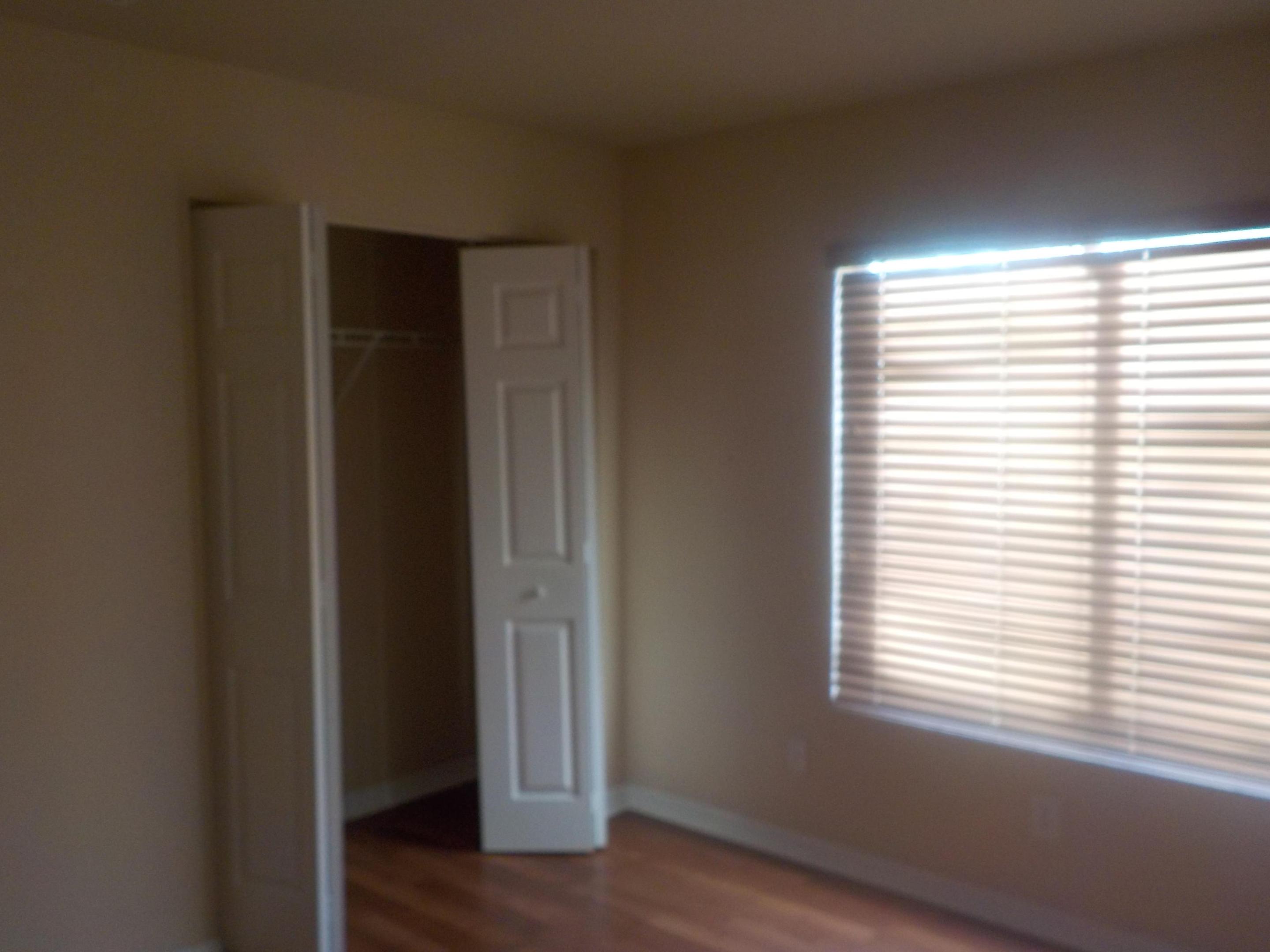 FOURTH  REPLAT OF PORTOFINO ISLES - Residential Lease