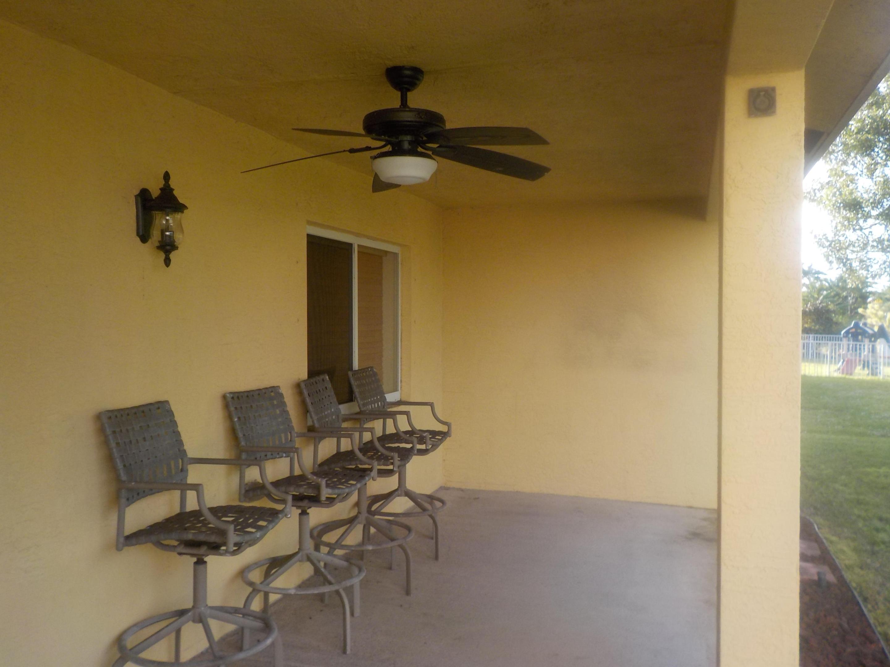 FOURTH  REPLAT OF PORTOFINO ISLES - Residential Lease