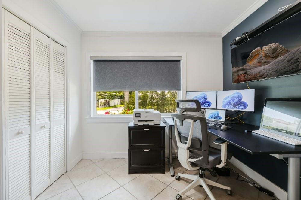 LAUDERDALE HARBORS - Residential