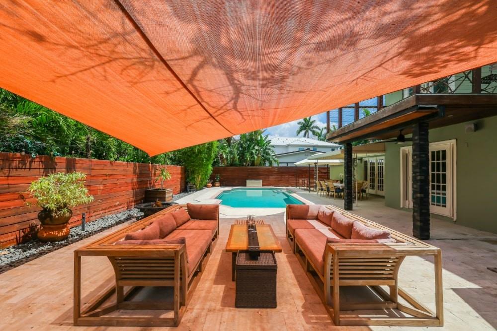 LAUDERDALE HARBORS - Residential