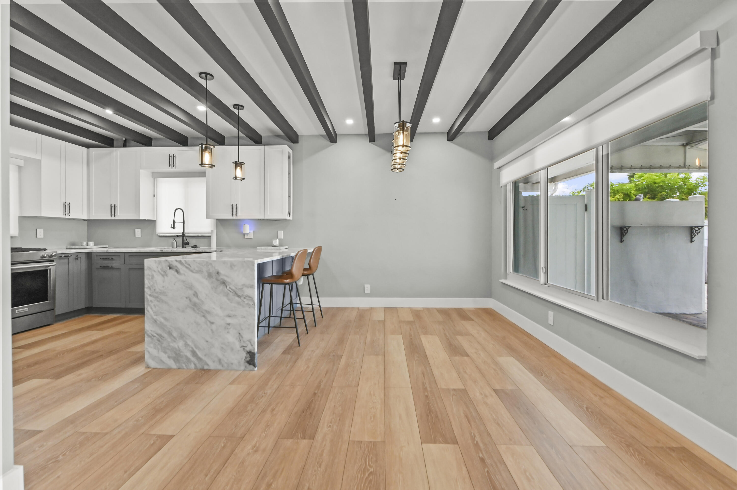 HILLBROOK - Residential