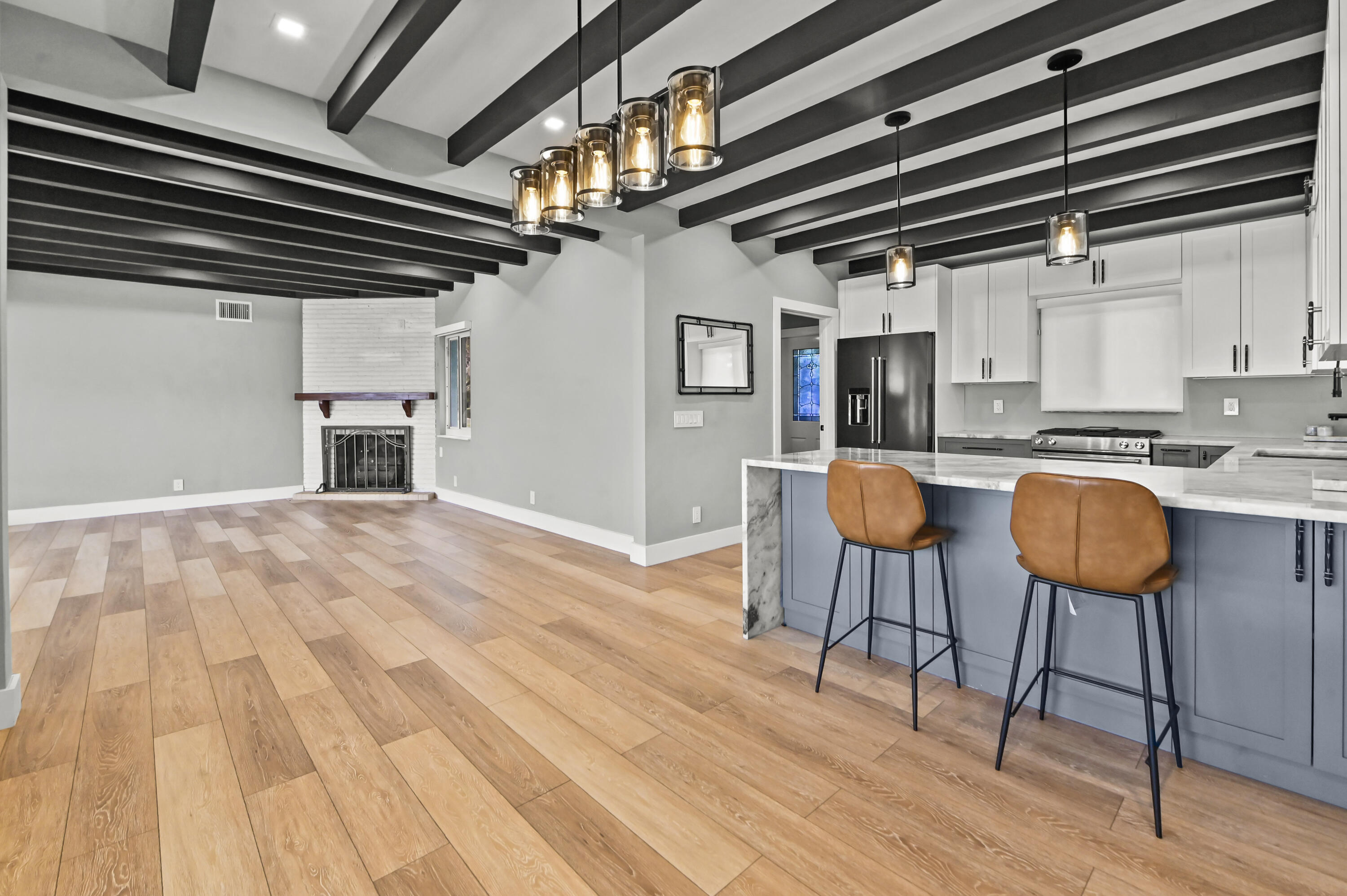 HILLBROOK - Residential