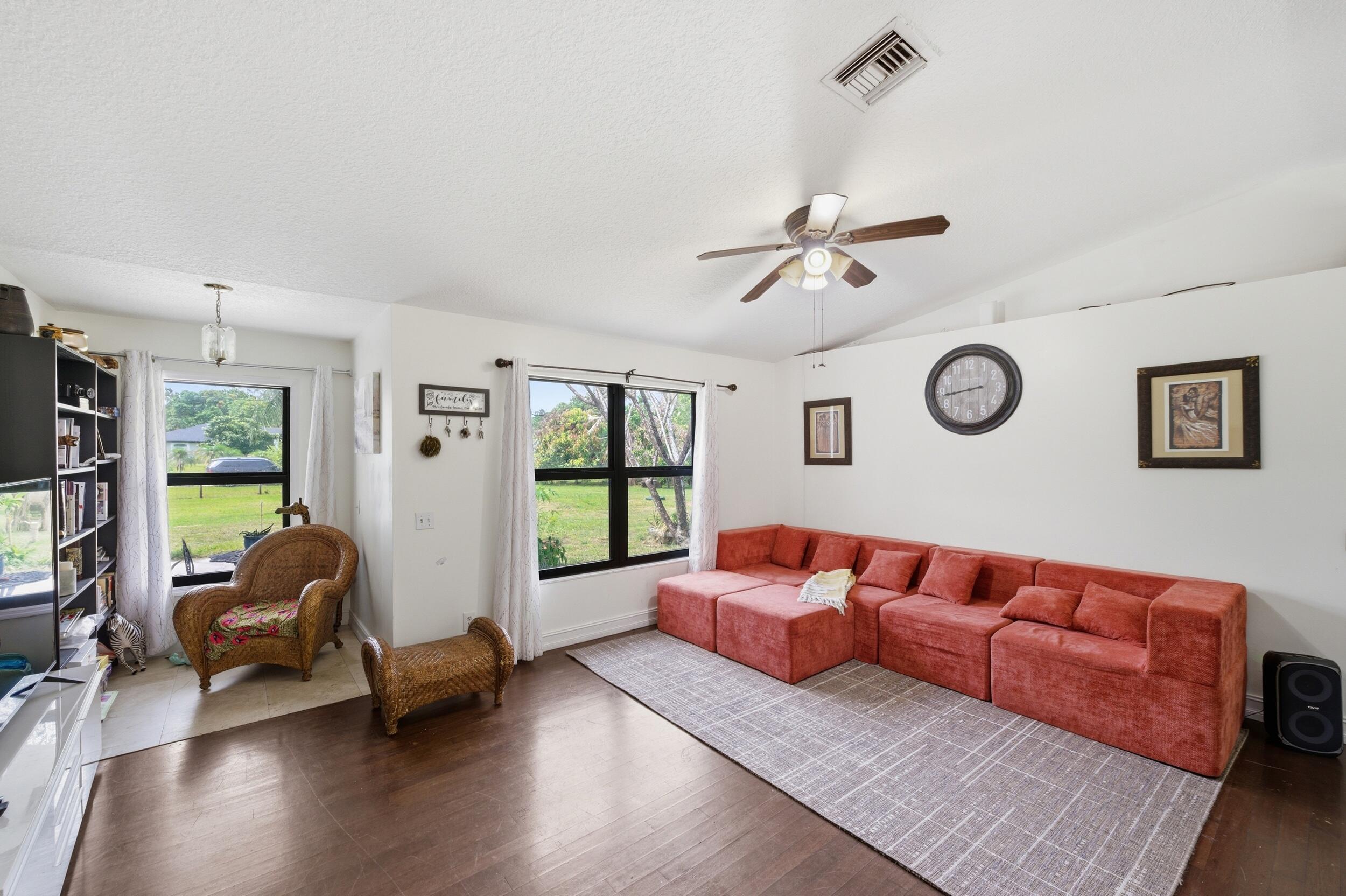 ACREAGE - Residential