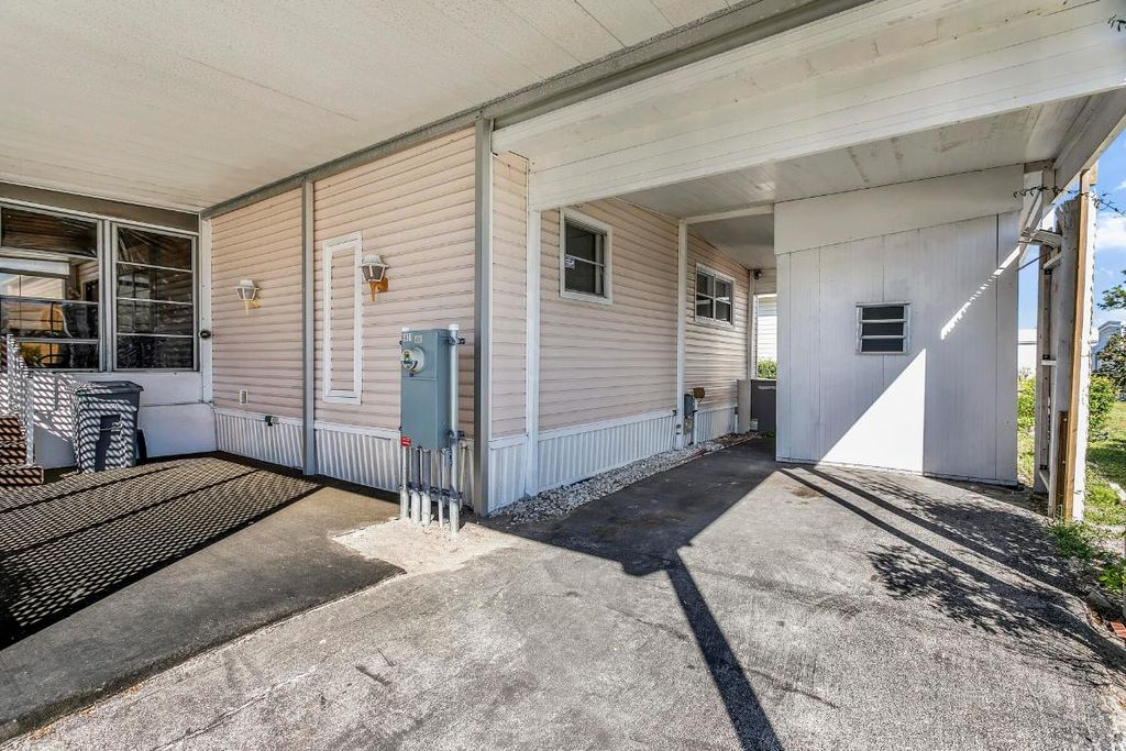 Photo of 6001 Daiquiri Bay, Boynton Beach, FL 33436 (MLS # R11156248)