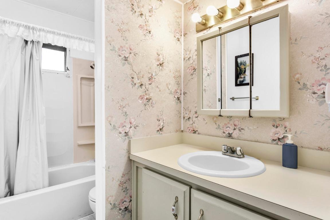 JAMAICA BAY MOBILE HOME CO OP - Residential