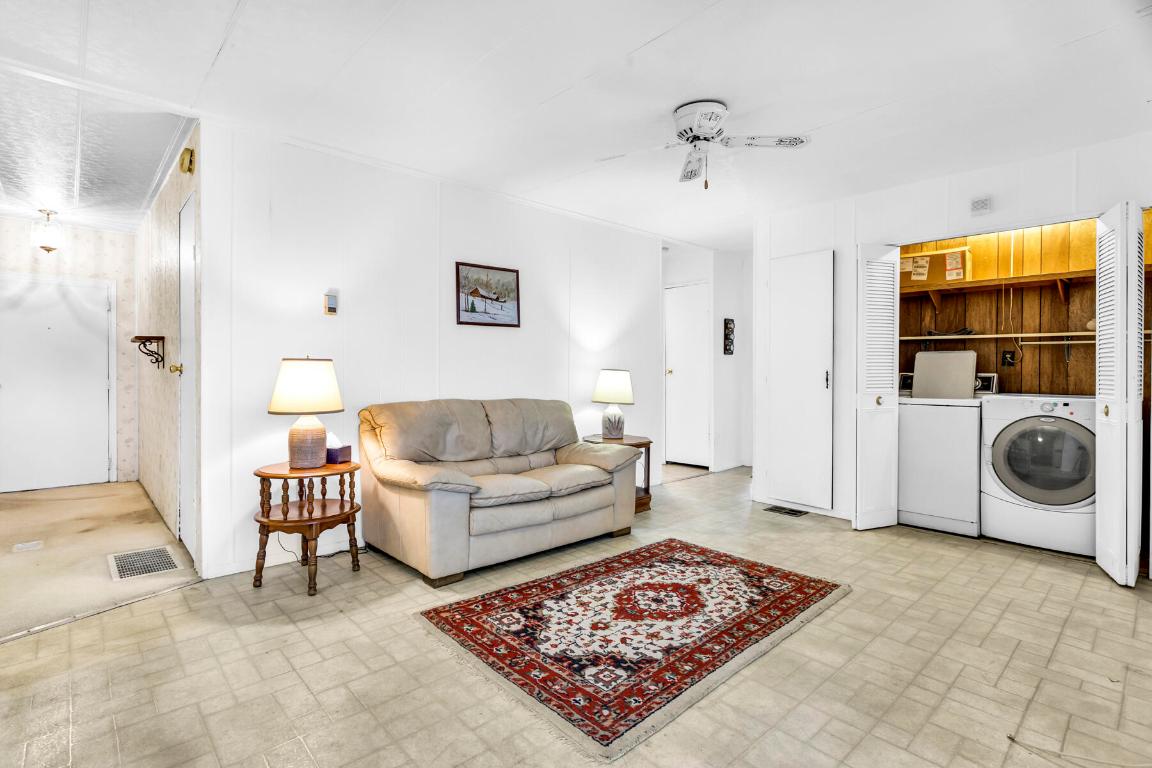 JAMAICA BAY MOBILE HOME CO OP - Residential