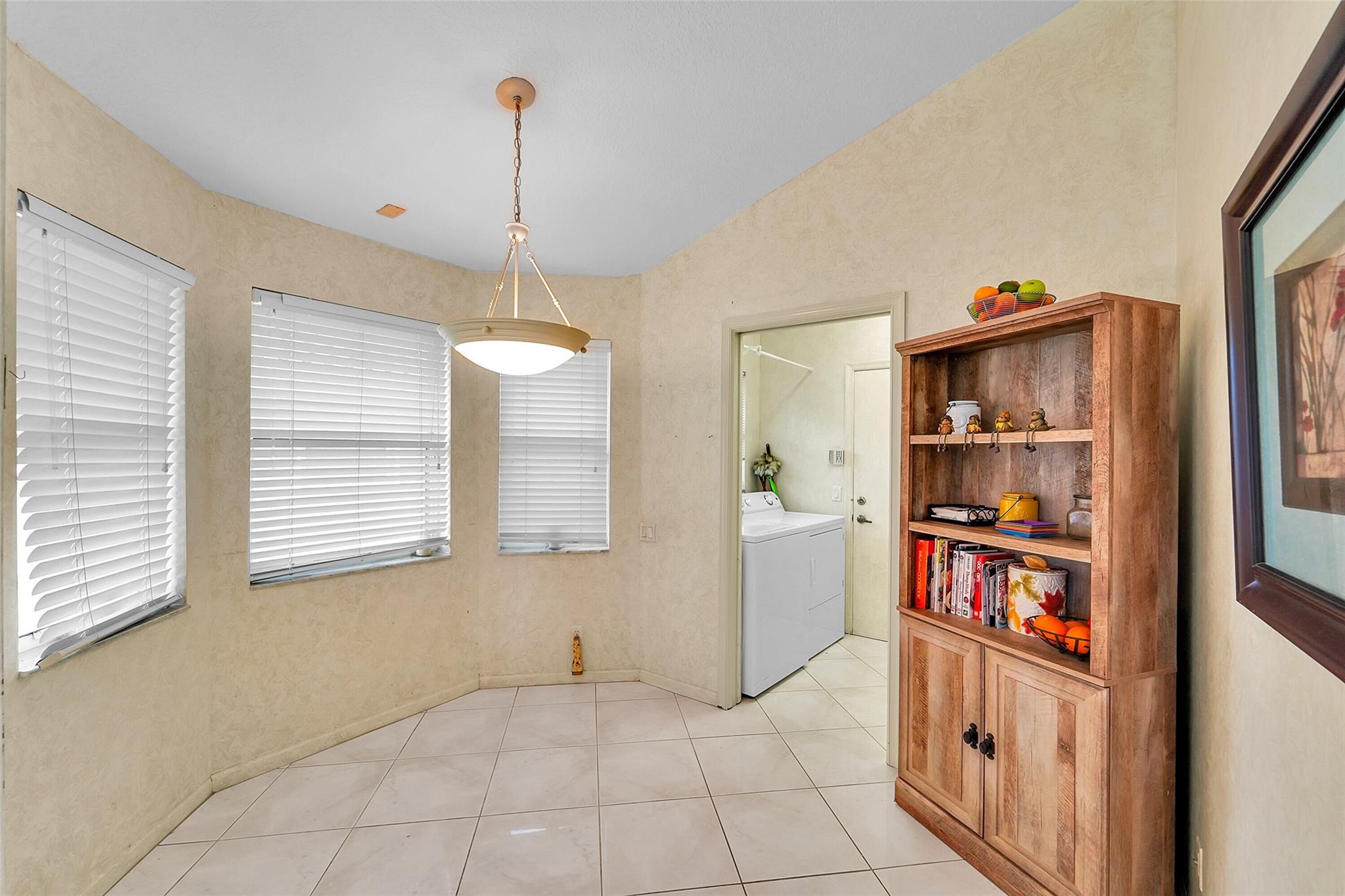 Boynton Beach, Florida 33437, United States, 3 Bedrooms Bedrooms, ,2 BathroomsBathrooms,Residential,Active,224679