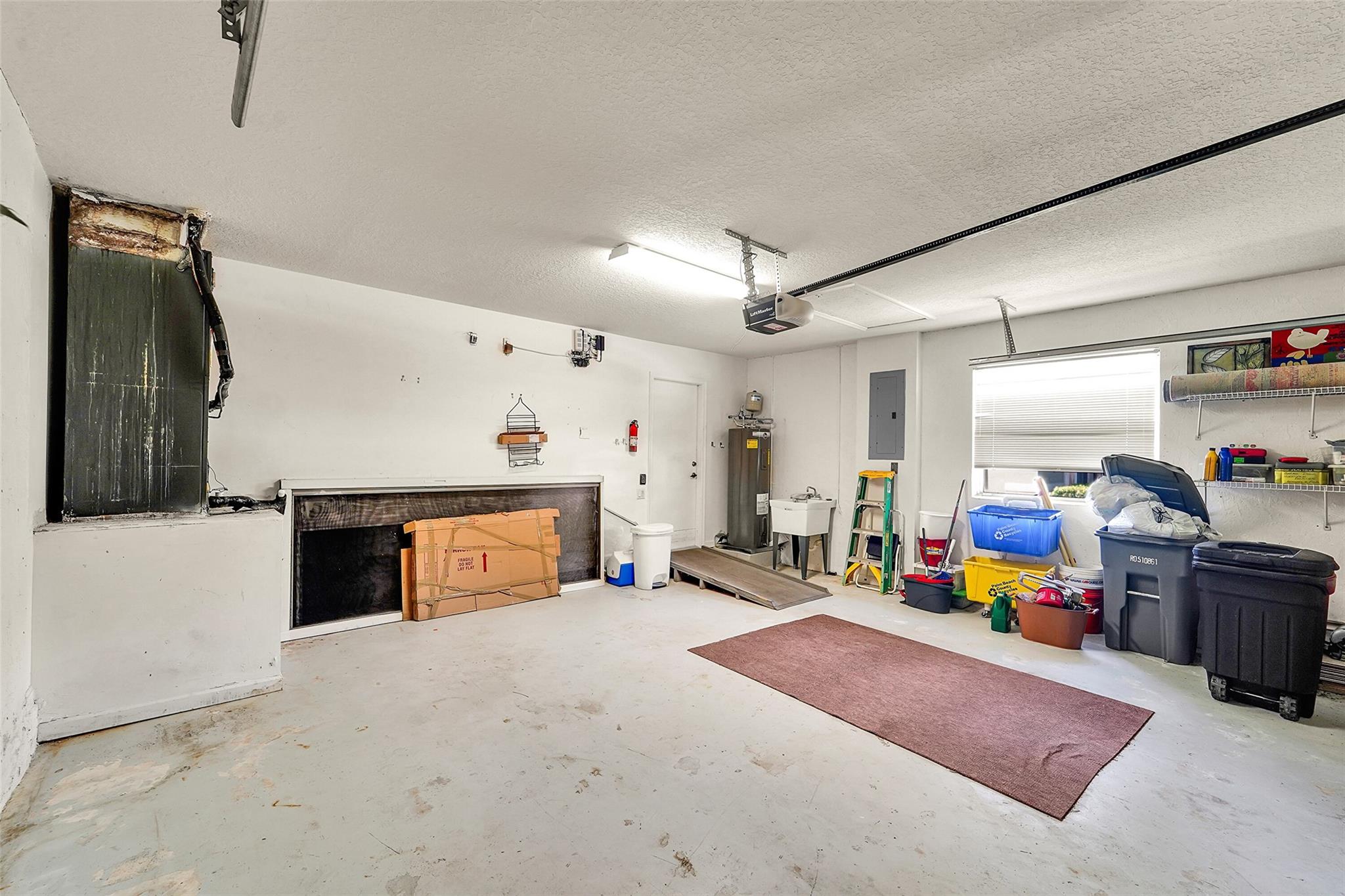 Boynton Beach, Florida 33437, United States, 3 Bedrooms Bedrooms, ,2 BathroomsBathrooms,Residential,Active,224679