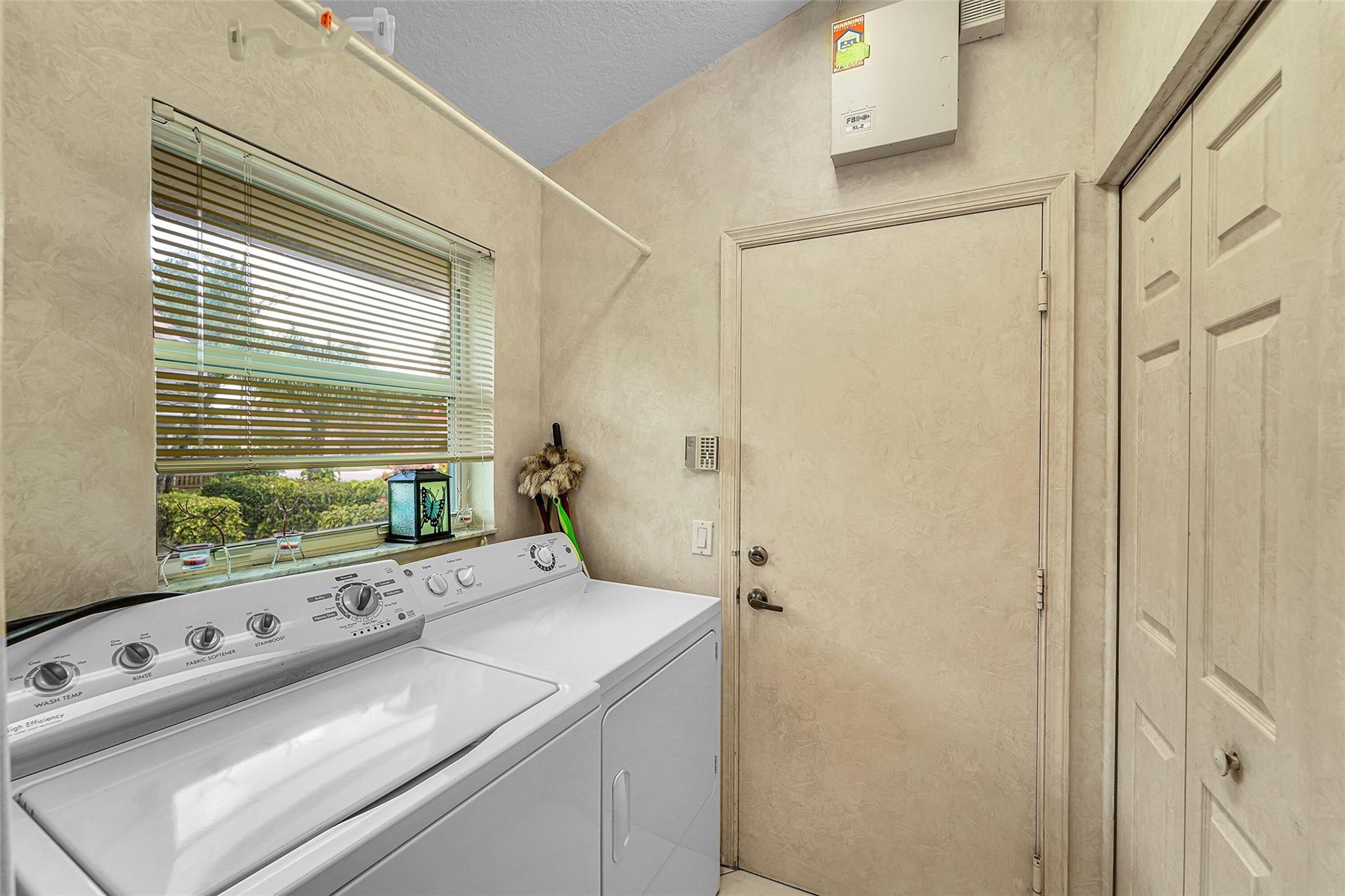 Boynton Beach, Florida 33437, United States, 3 Bedrooms Bedrooms, ,2 BathroomsBathrooms,Residential,Active,224679