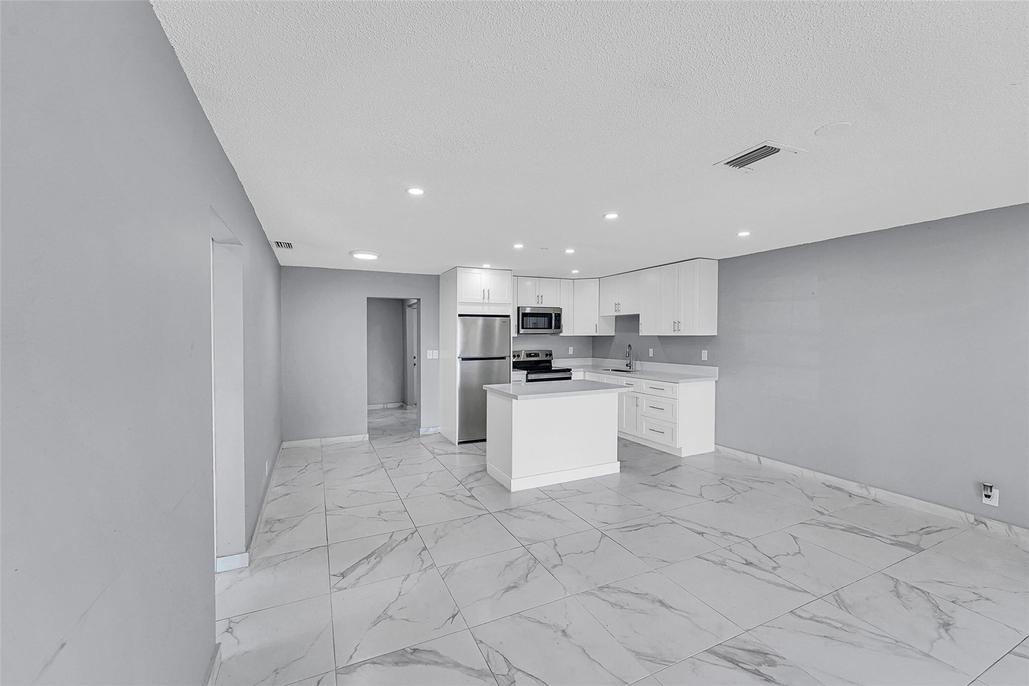 Gold Coast Twin Villas We - Residential Lease