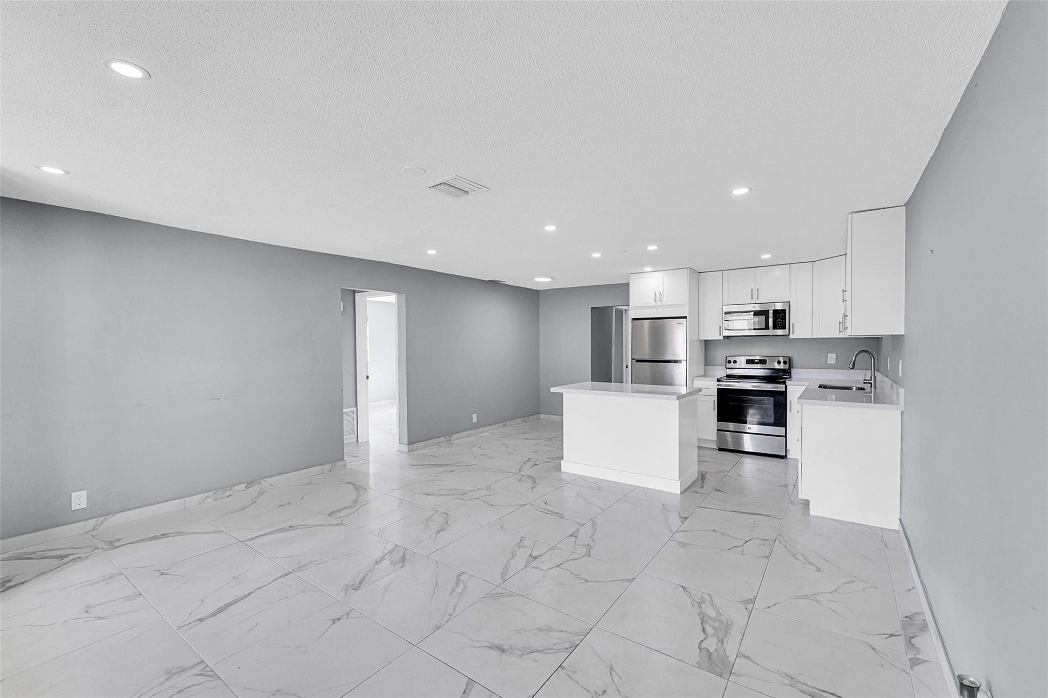 Gold Coast Twin Villas We - Residential Lease