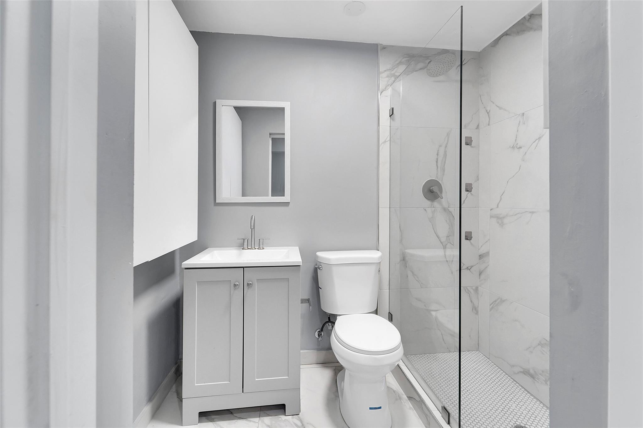 Gold Coast Twin Villas We - Residential Lease