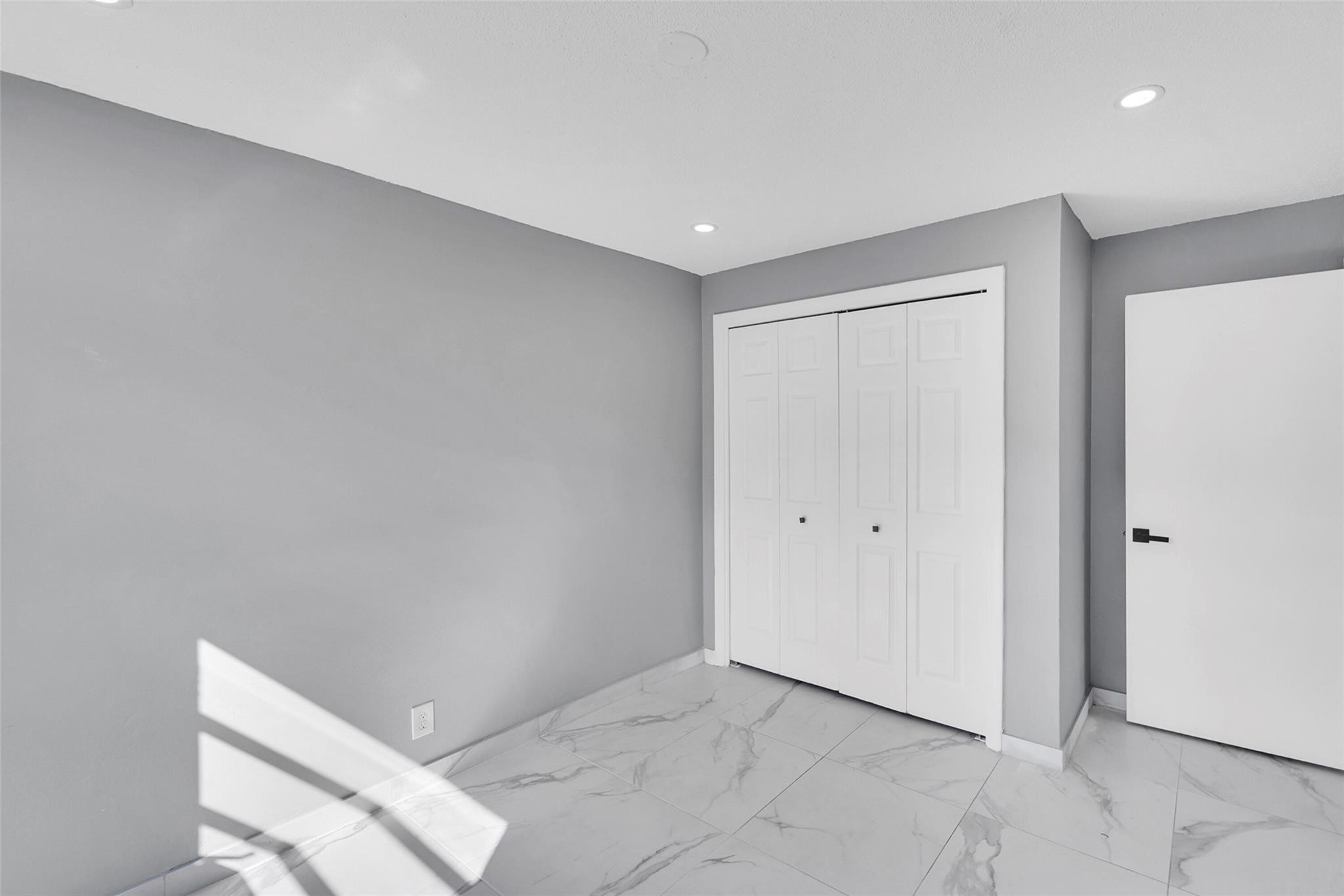 Gold Coast Twin Villas We - Residential Lease