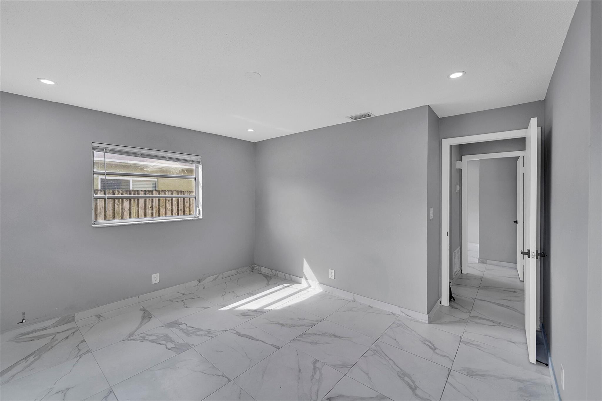 Gold Coast Twin Villas We - Residential Lease