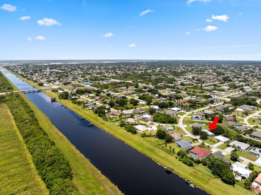 Photo of 522 SW South Quick Circle, Port Saint Lucie, FL 34953 (MLS # R11112489)