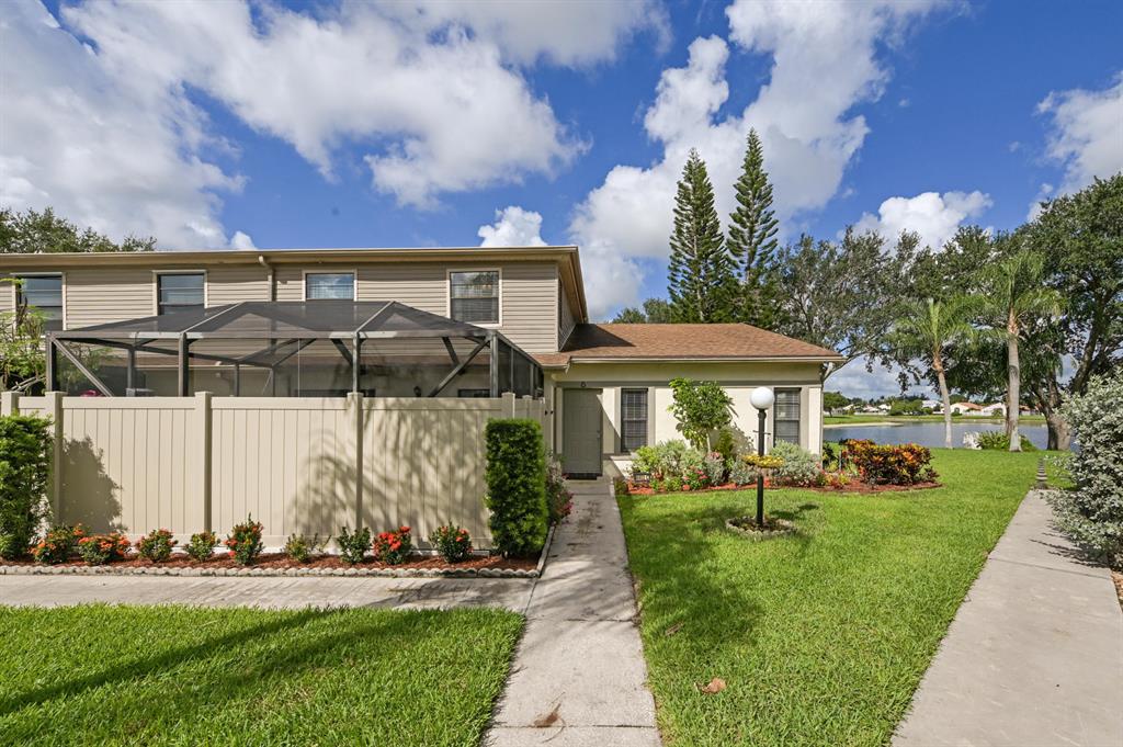 Lakeside Green - Residential