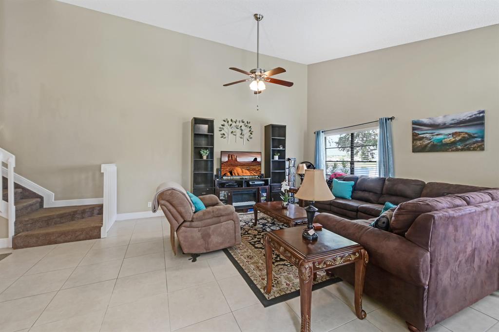 Lakeside Green - Residential