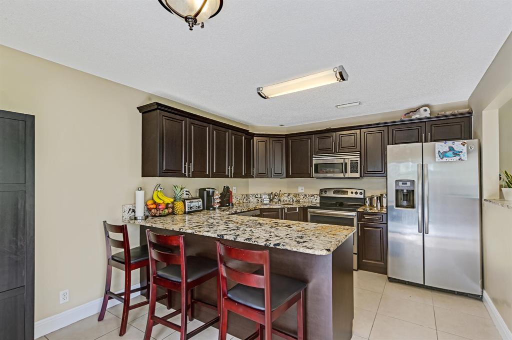 Lakeside Green - Residential