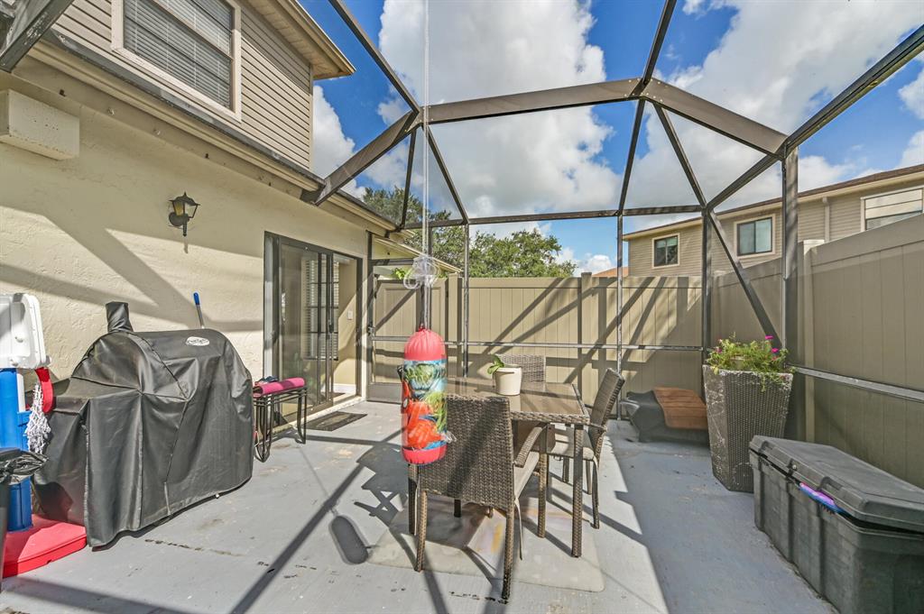 Lakeside Green - Residential