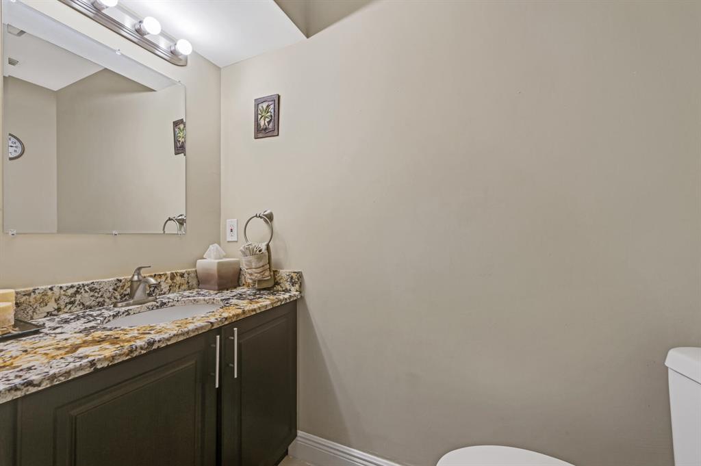 Lakeside Green - Residential