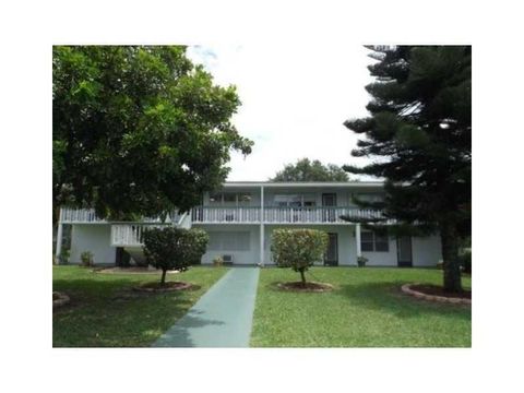 301 Oakridge Q 301 Deerfield Beach FL 33442