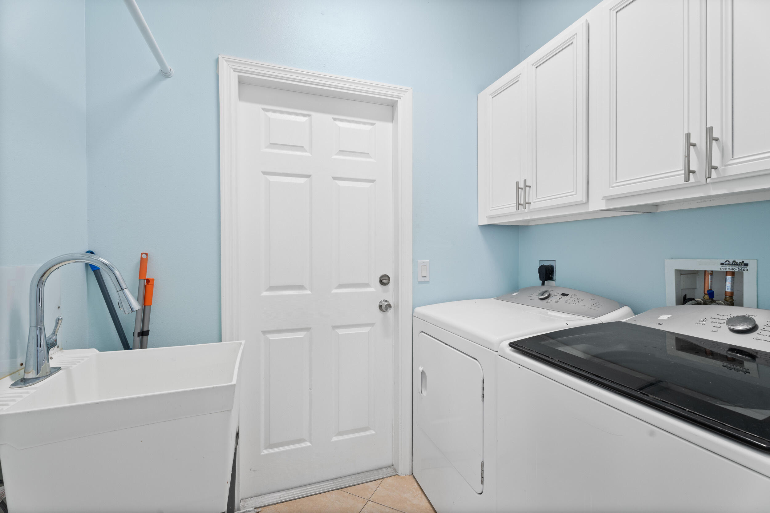 PORT ST LUCIE SECTION 46 1ST REPLAT - Residential